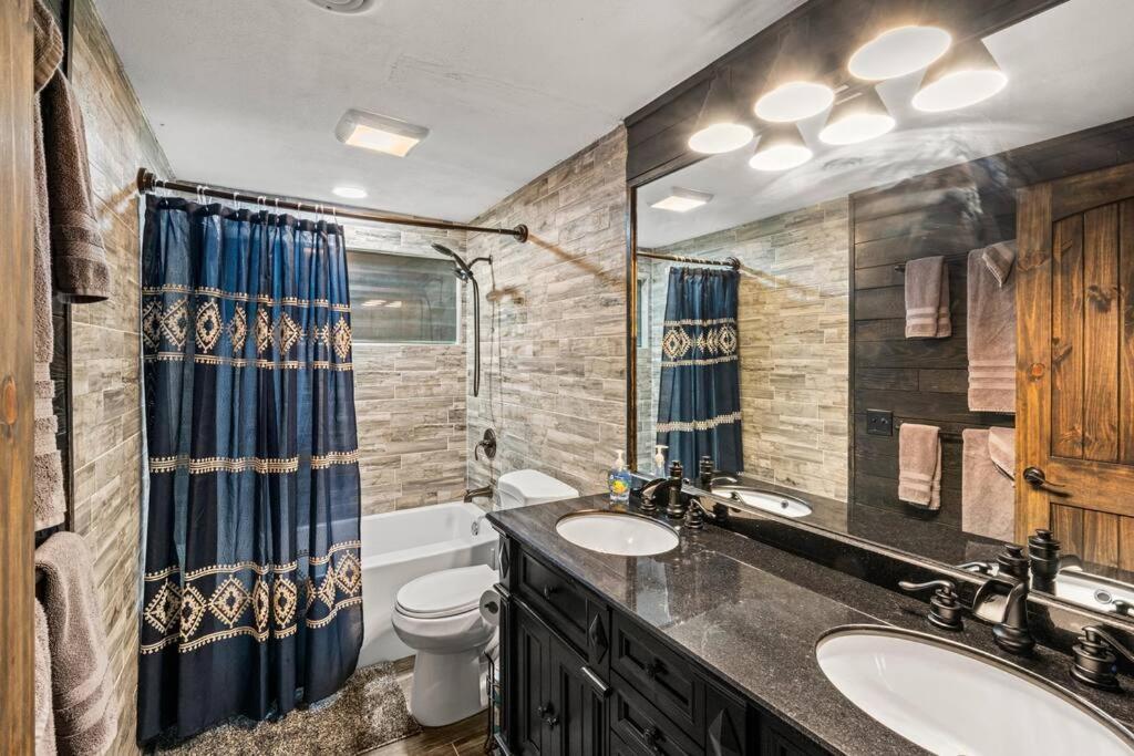 Bourbon Hollow With Hot Tub And Pool Game Only 5 Min To Downtown * Gatlinburg