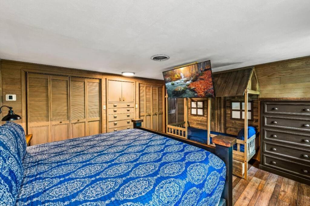 Bourbon Hollow With Hot Tub And Pool Game Only 5 Min To Downtown Holiday home