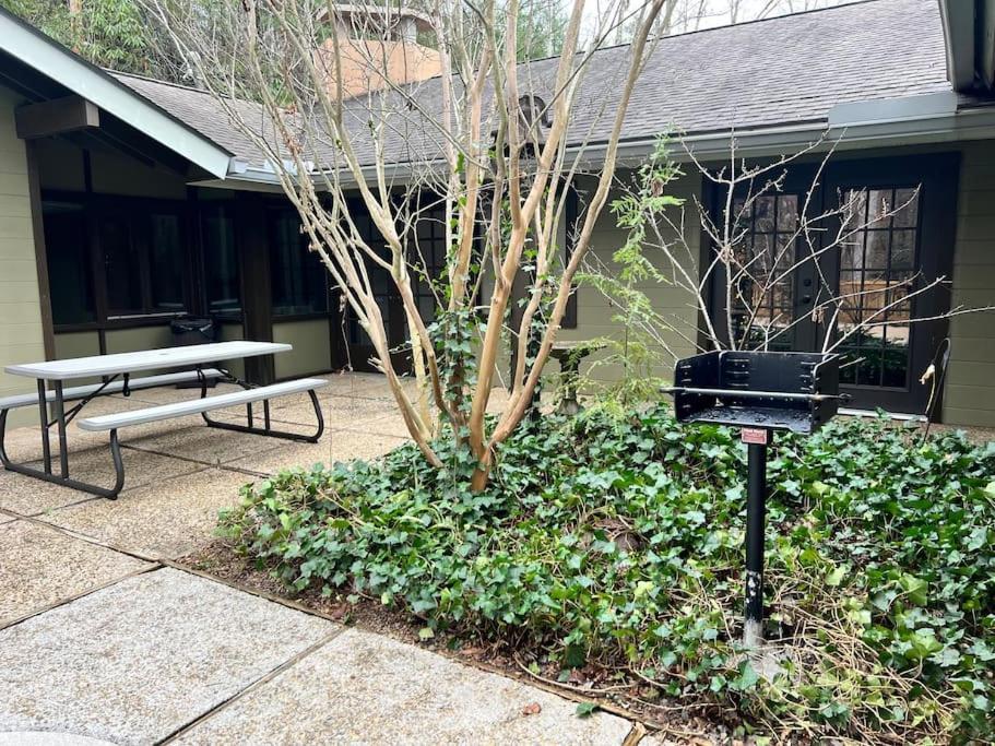 Holiday home Bourbon Hollow With Hot Tub And Pool Game Only 5 Min To Downtown Gatlinburg