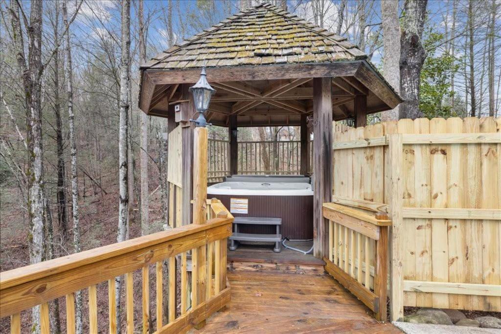 Bourbon Hollow With Hot Tub And Pool Game Only 5 Min To Downtown Holiday home *