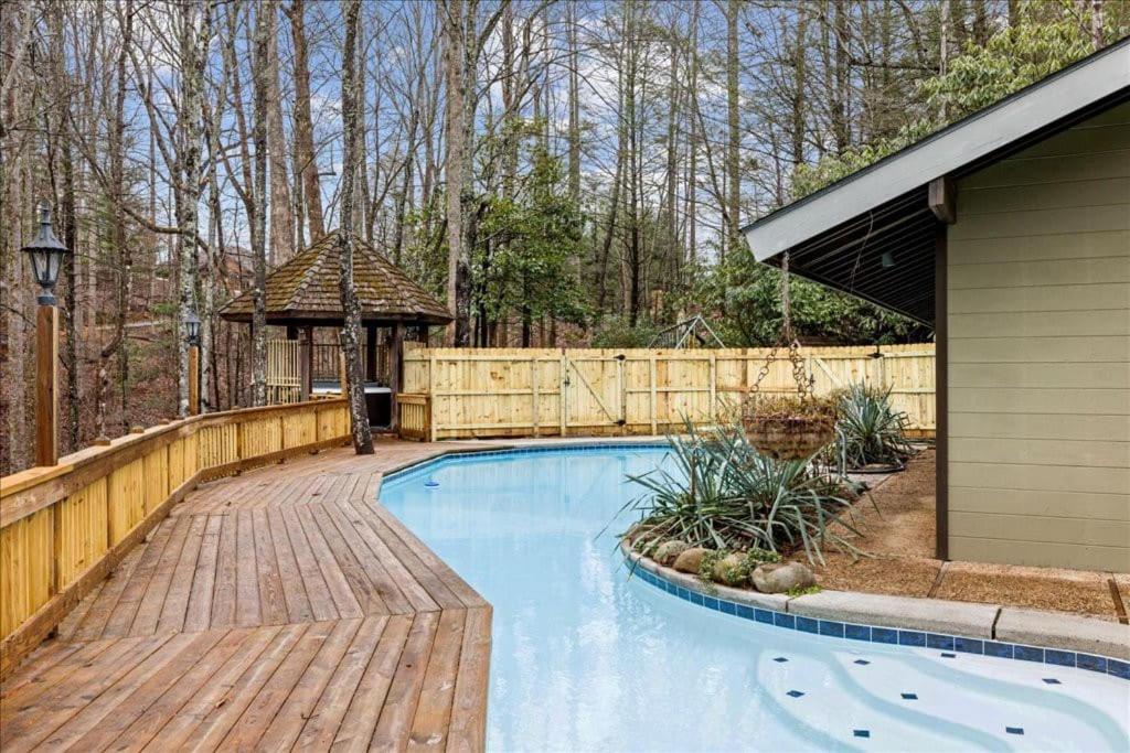 Bourbon Hollow With Hot Tub And Pool Game Only 5 Min To Downtown * Gatlinburg