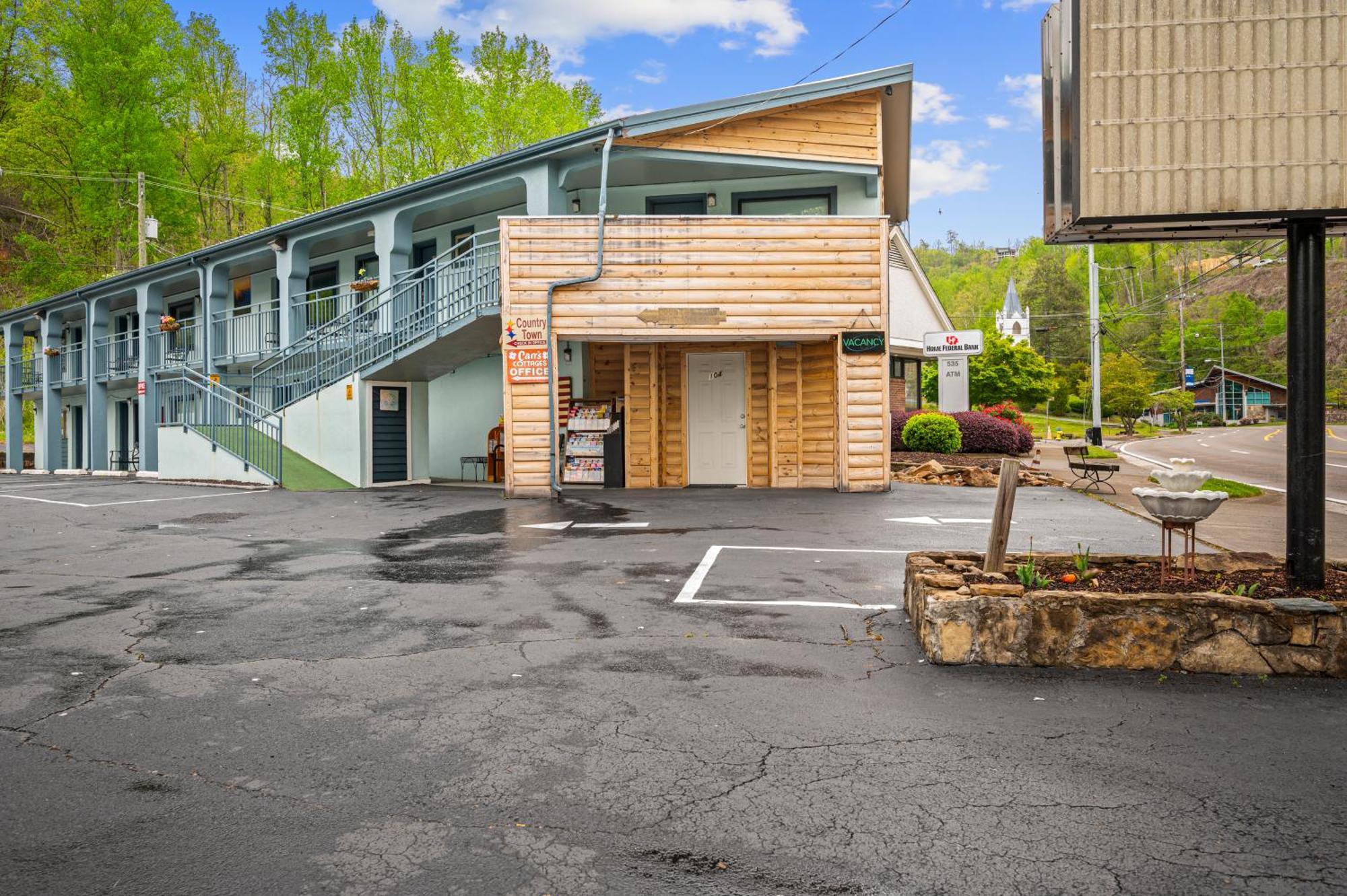 Hotel Country Town N' 2*