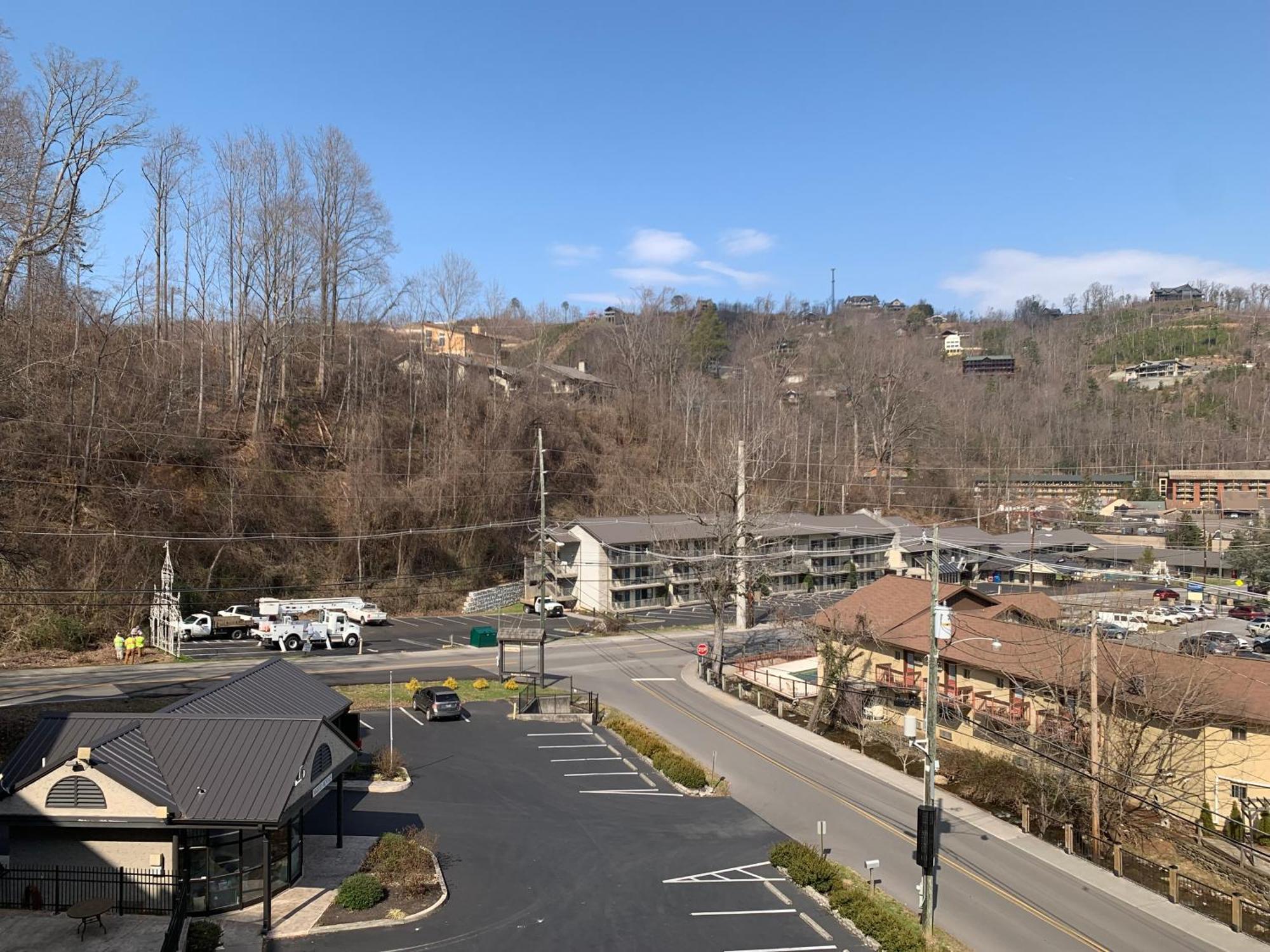 Olde * Gatlinburg