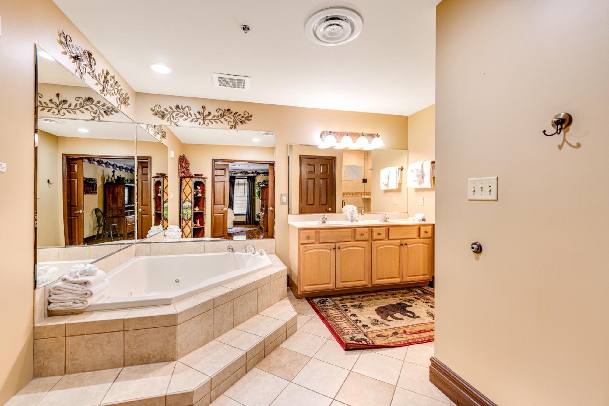 Baskins Creek Apartment