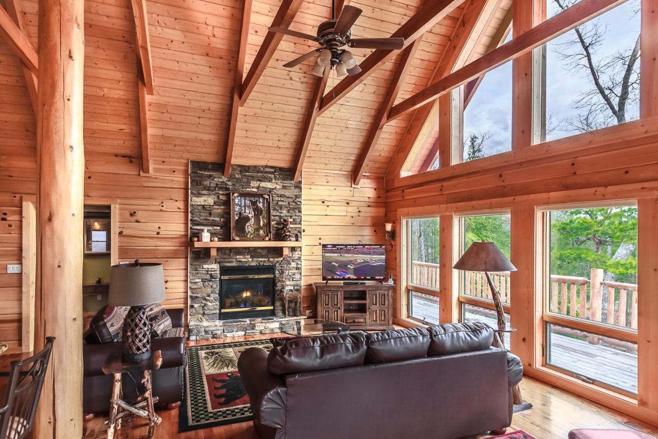 Pinnacle View By Stony Brook * Gatlinburg
