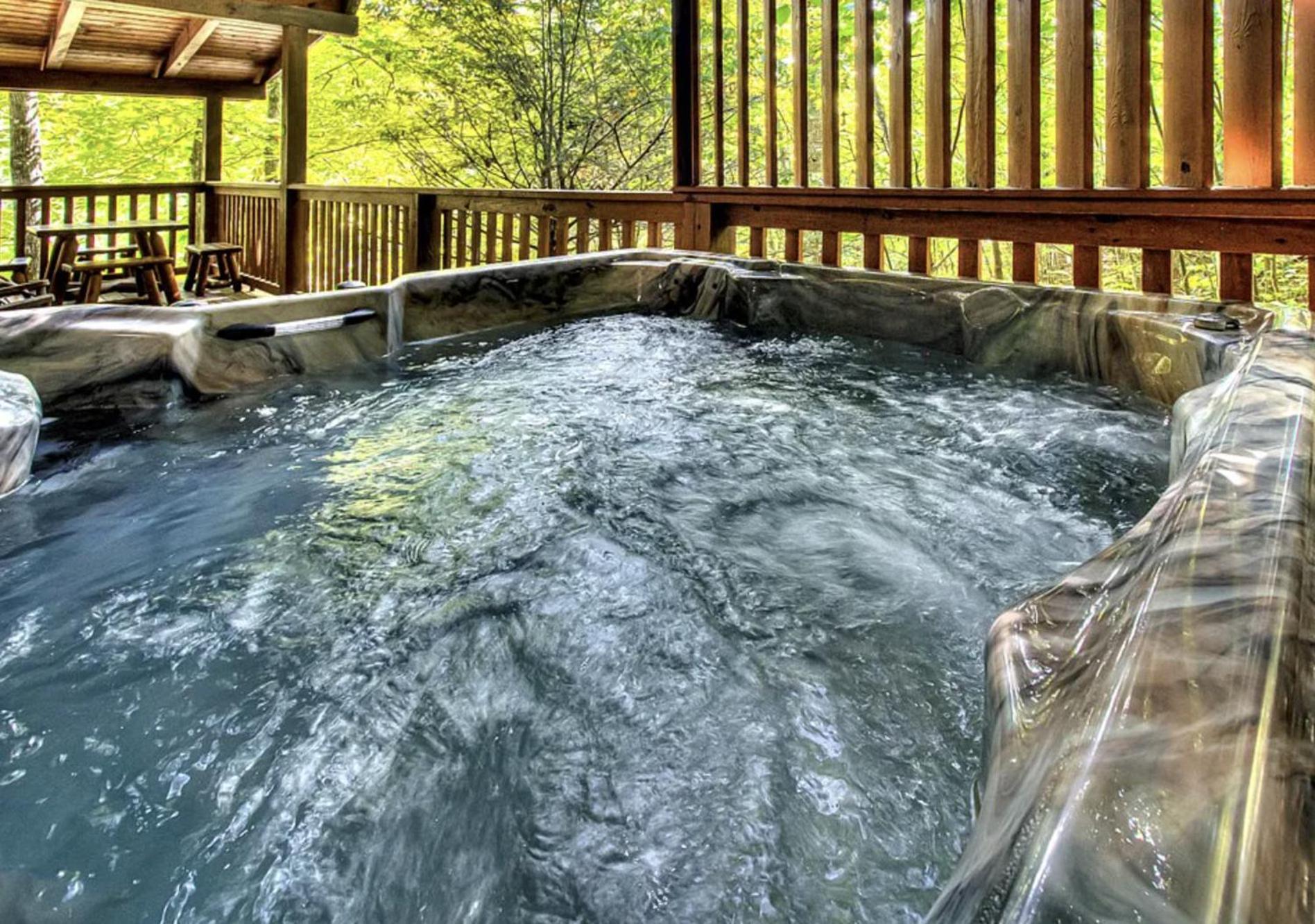 The Adventure Located In Black Bear Falls With 3 King Suites! Holiday home *