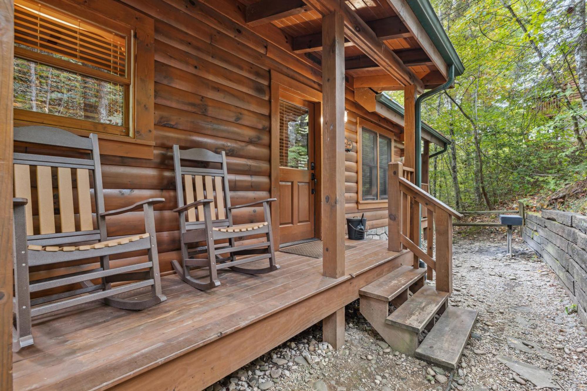 Holiday home The Adventure Located In Black Bear Falls With 3 King Suites!