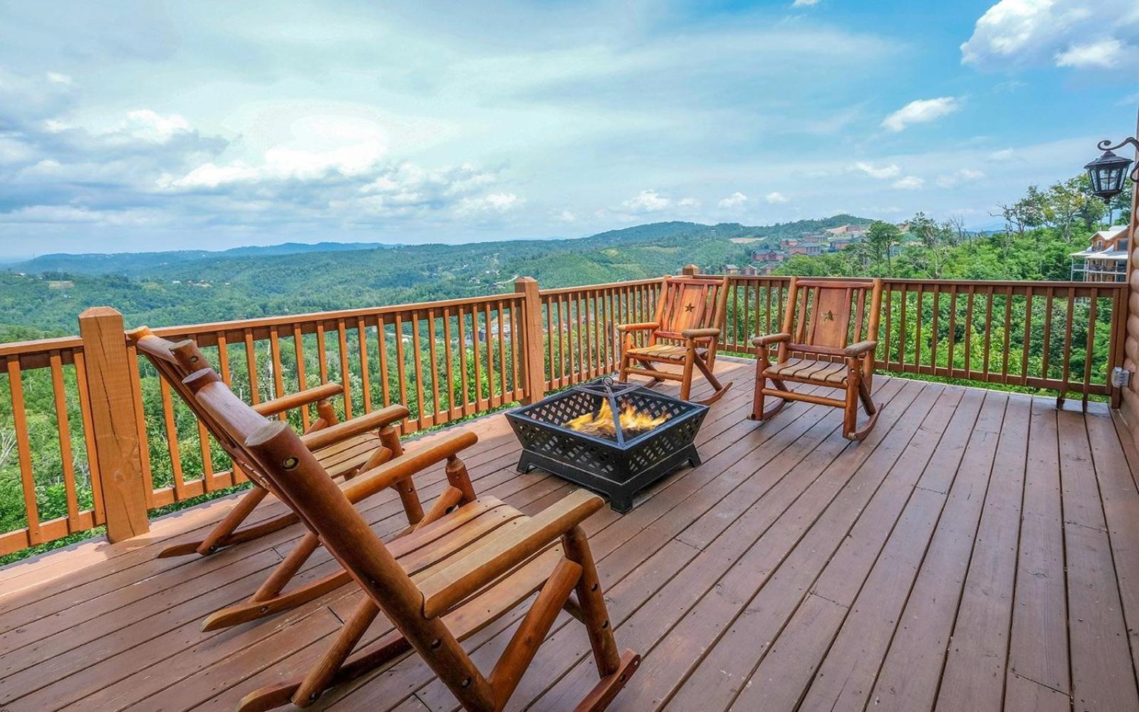 Eagles View 2.0 * Gatlinburg