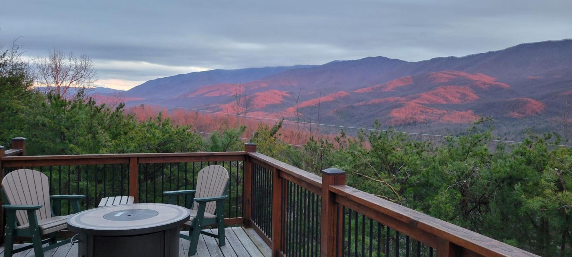 Pinnacle View By Stony Brook *