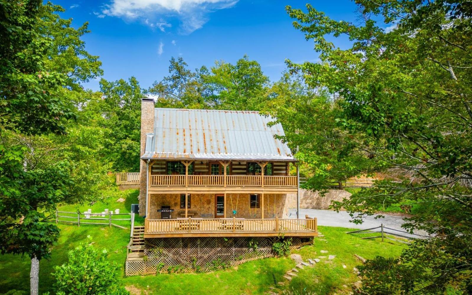 Villa Hand Hewn Hideaway Gatlinburg