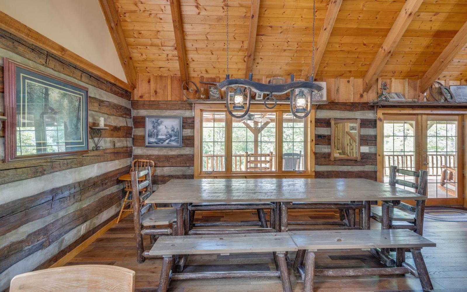 Hand Hewn Hideaway *