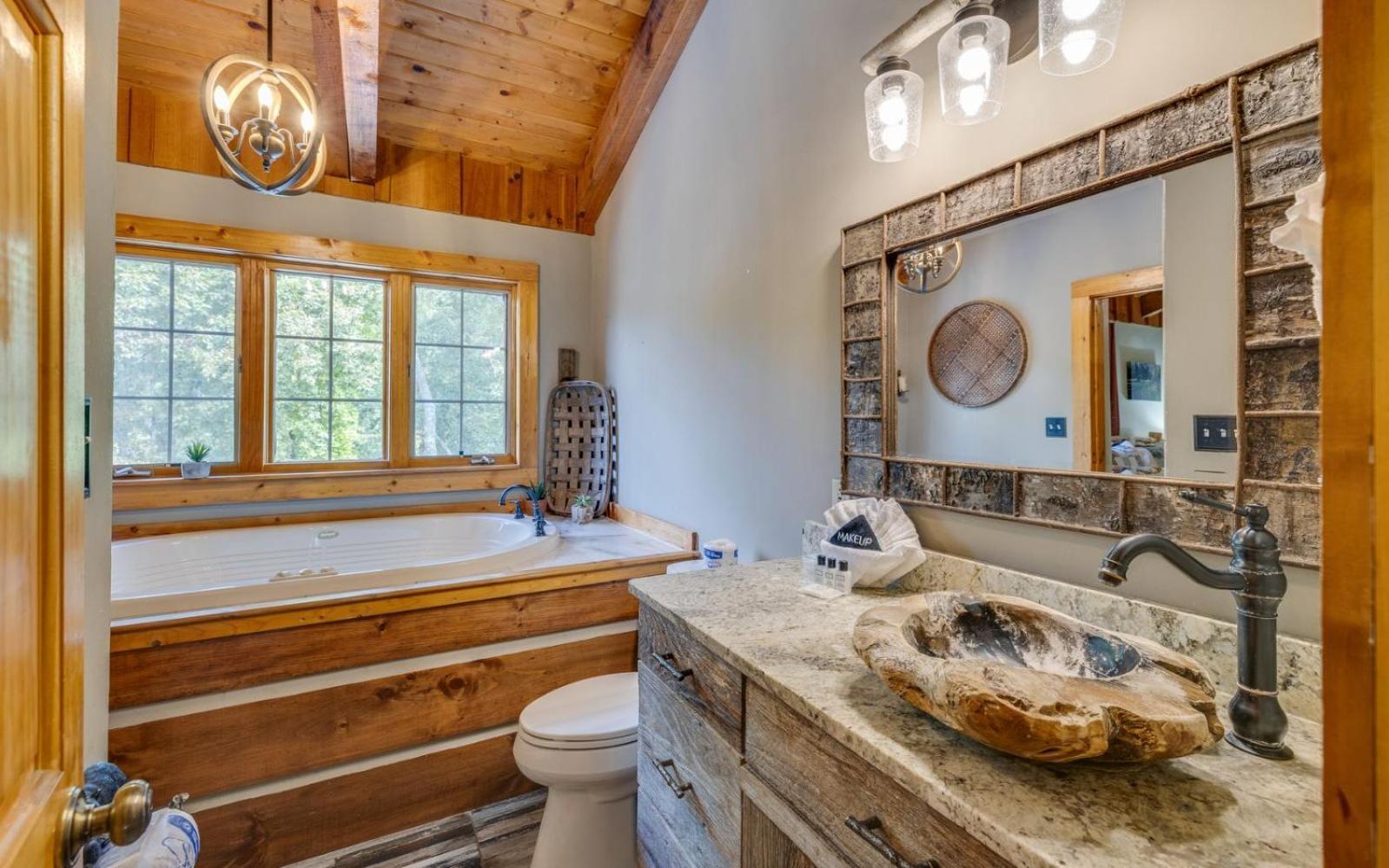 Hand Hewn Hideaway Gatlinburg