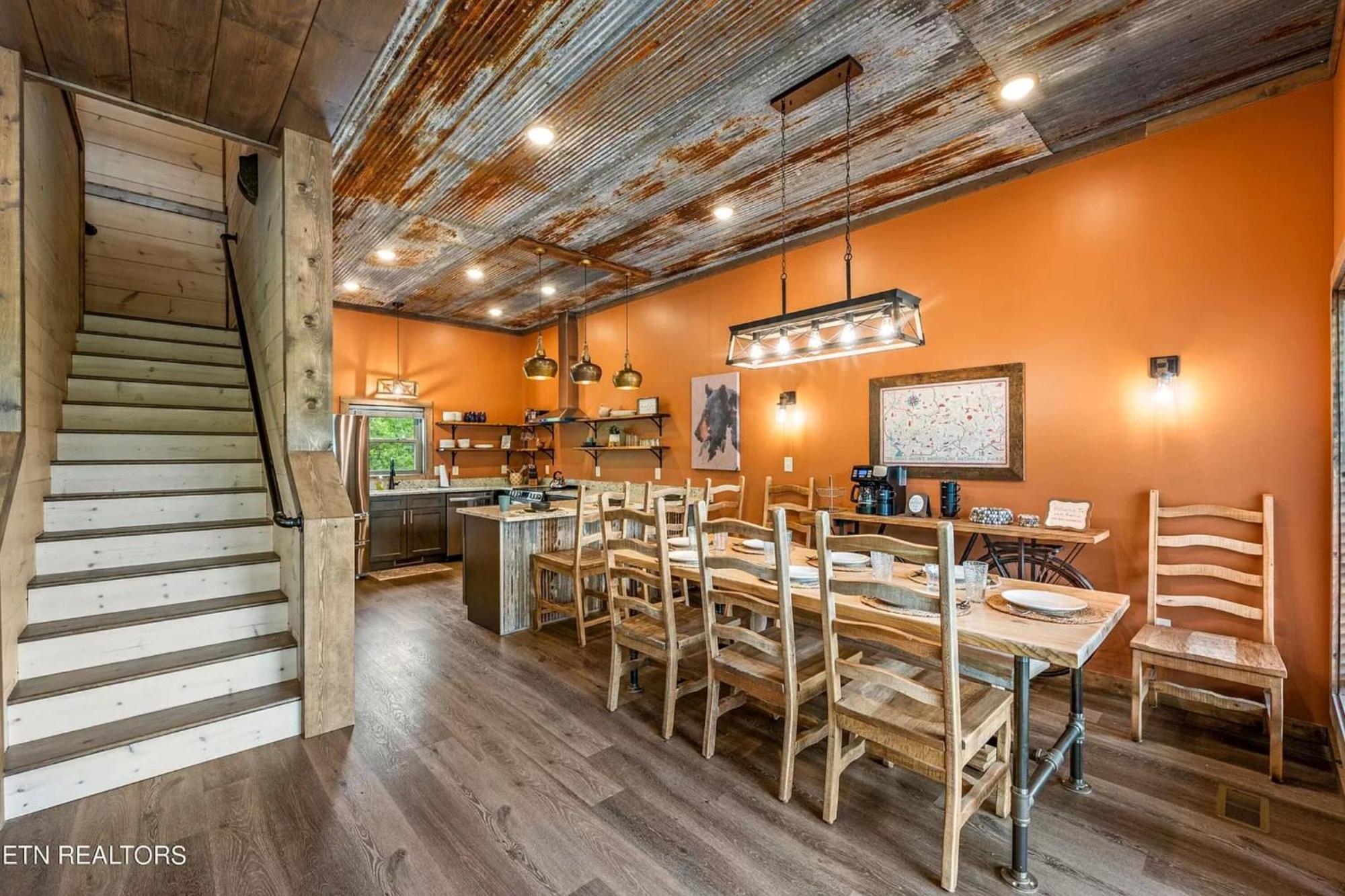 Villa Hemlock Hideaway