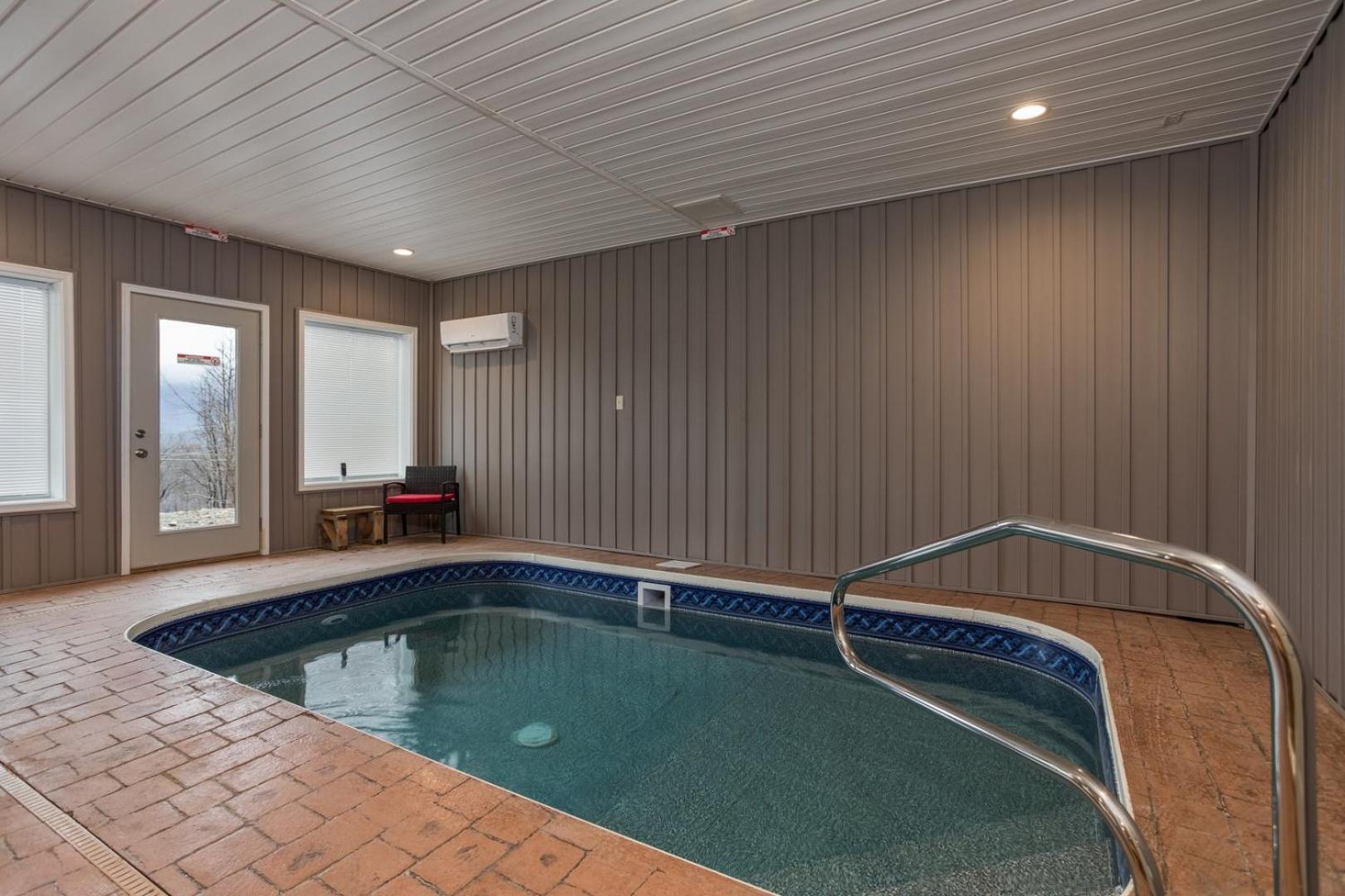 A View To Remember Indoor Pool Hot Tub Game Theater View Attraction Tickets *
