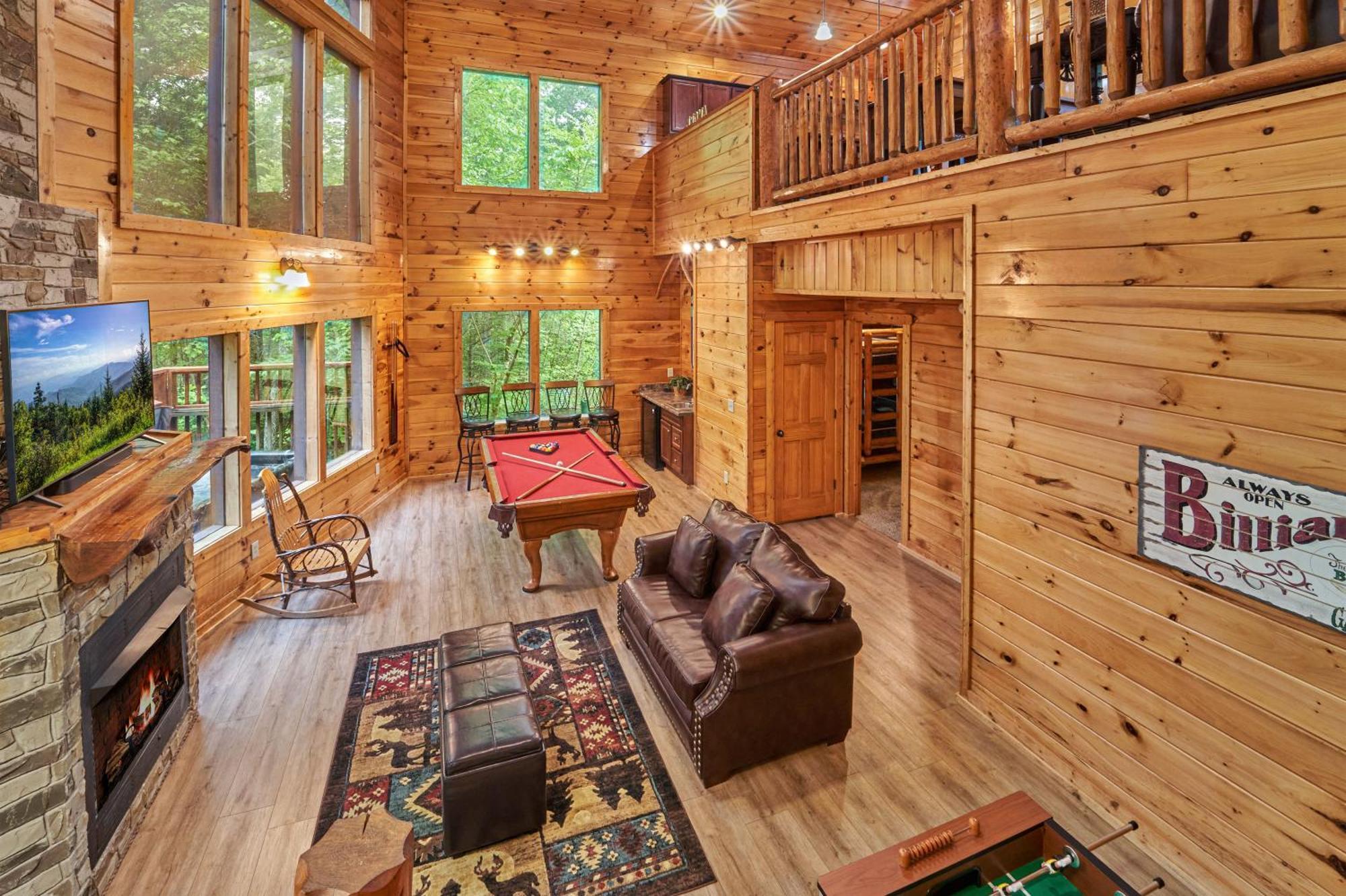 Damour Gatlinburg