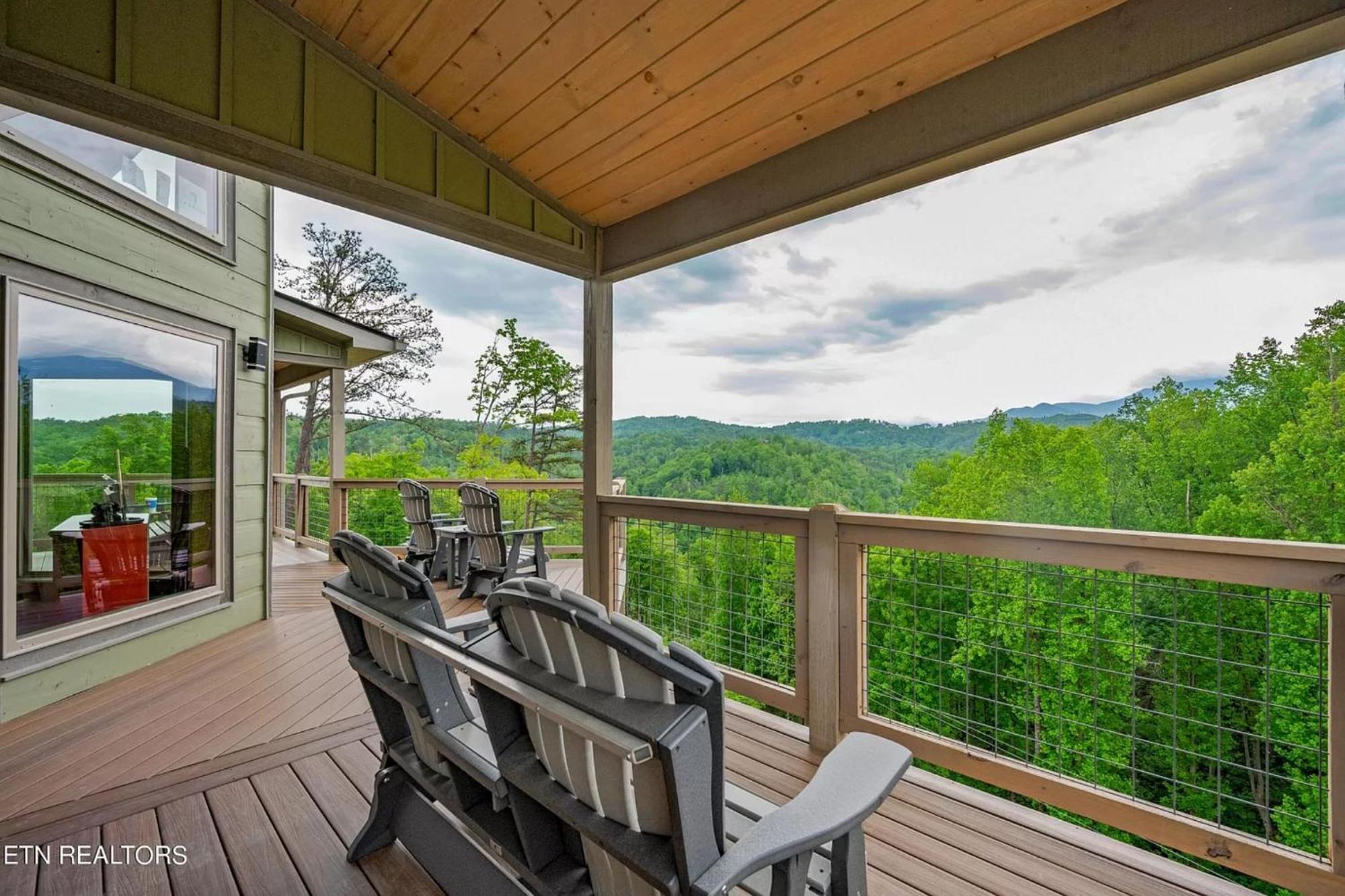 Hemlock Hideaway *