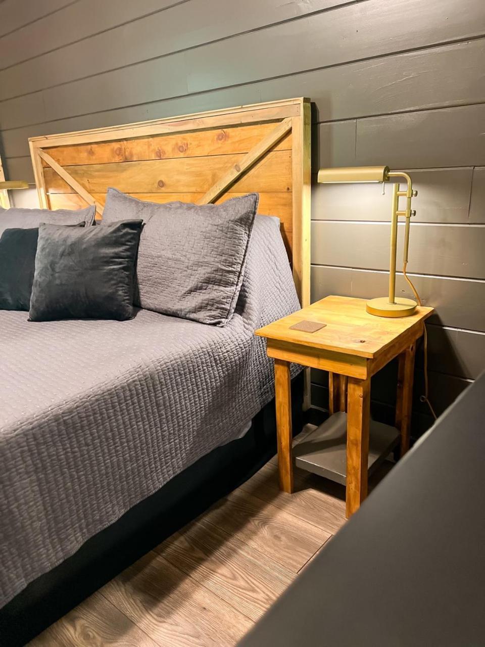 Jj Getaway Is A Beautiful 1 Bedroom In Cobbly Knob - Sleeps 6 * Gatlinburg