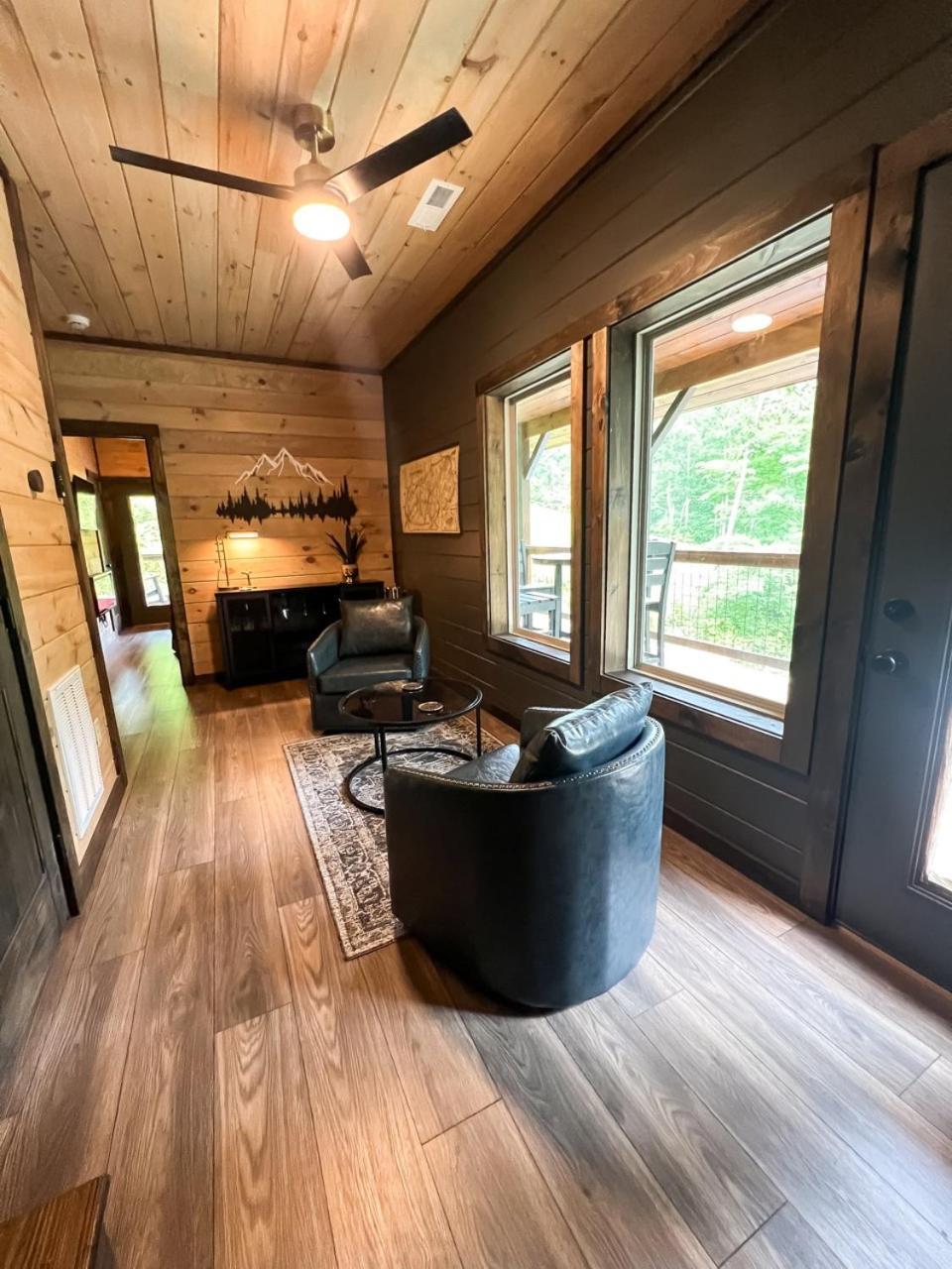 Jj Getaway Is A Beautiful 1 Bedroom In Cobbly Knob - Sleeps 6