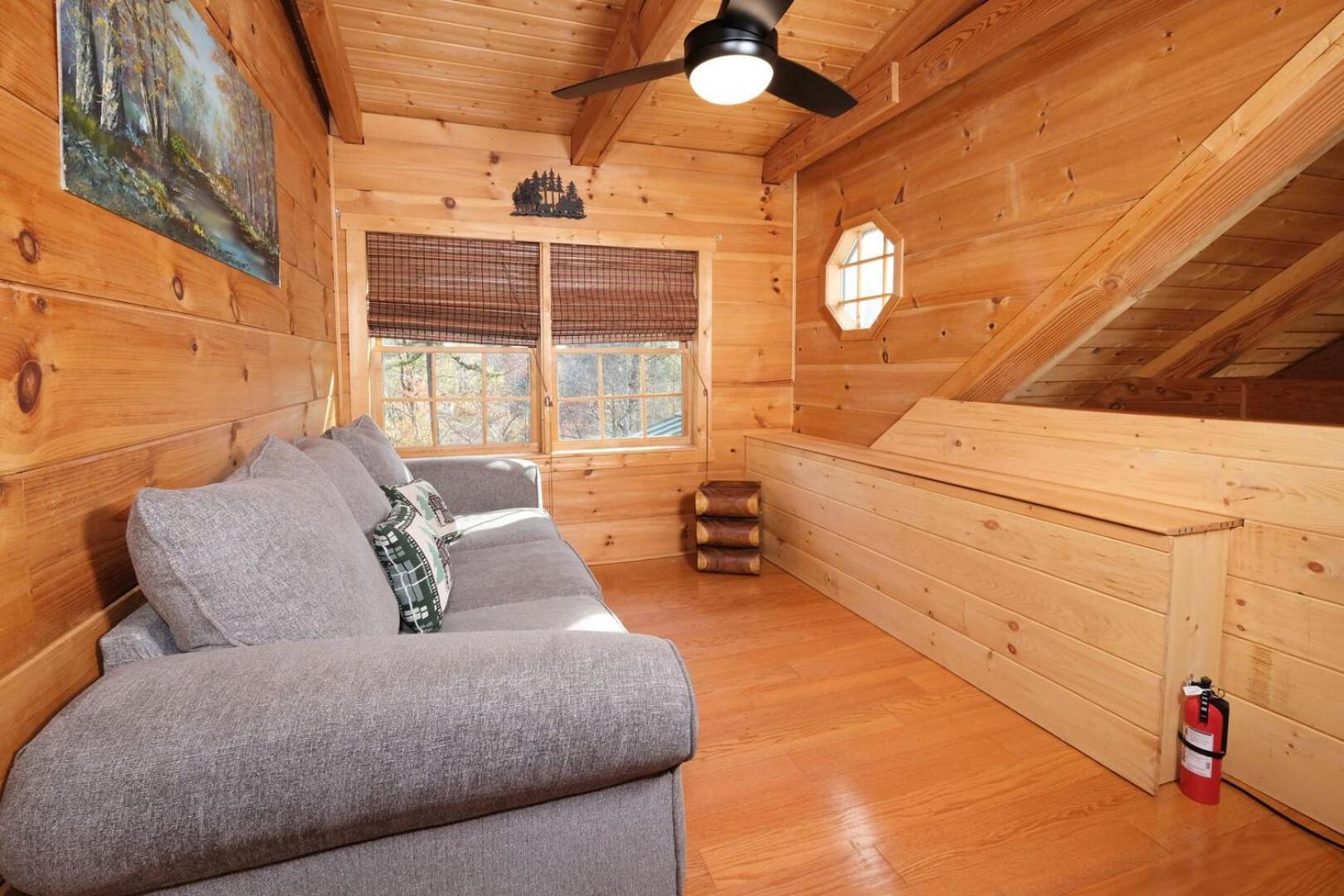 Pitter Patter Swimming Pool Ht Near D'town * Gatlinburg
