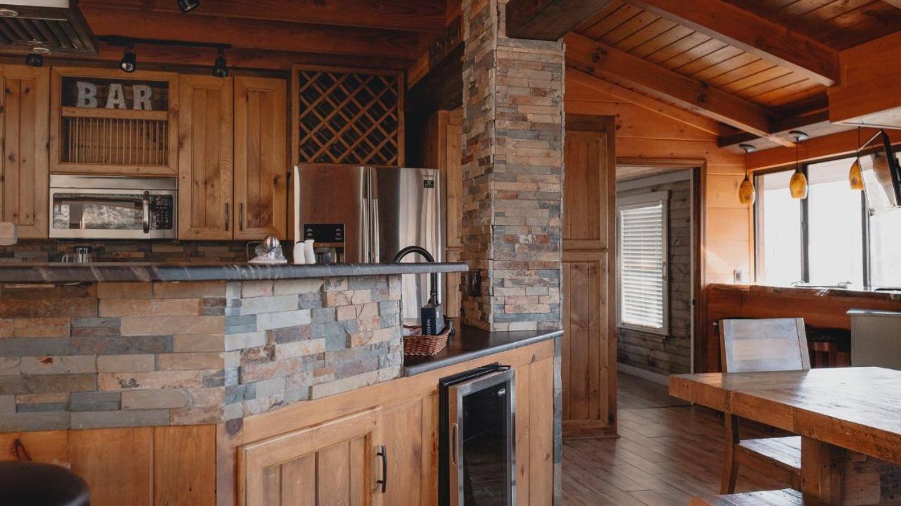 Pitter Patter Swimming Pool Ht Near D'town * Gatlinburg