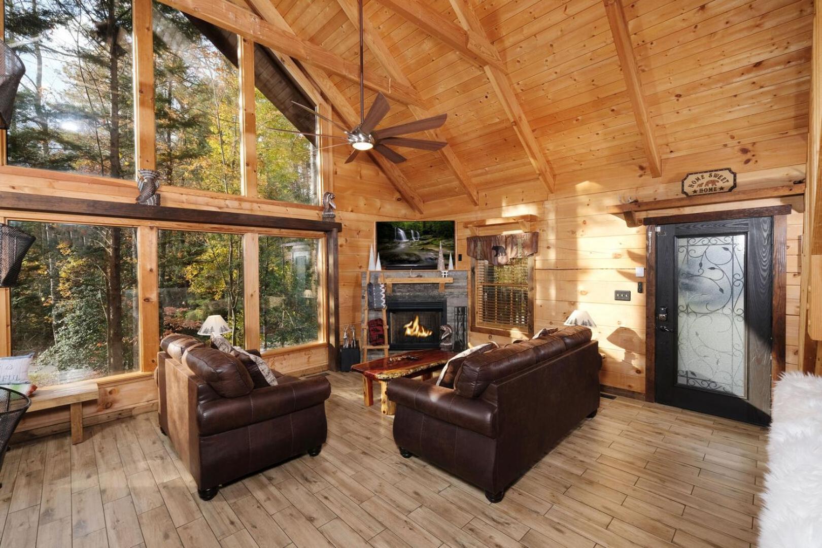 Pitter Patter Swimming Pool Ht Near D'town Gatlinburg