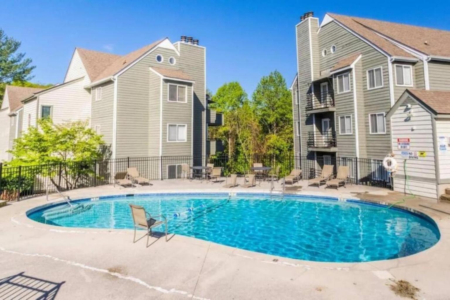 2 Places, 1 Epic Smoky Mtn Stay! Breathtaking Views-indoor Pool-outdoor Pool-hot Tubs-arcade-playground-close To Downtown * Gatlinburg