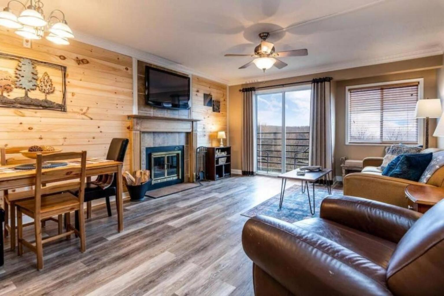 2 Places, 1 Epic Smoky Mtn Stay! Breathtaking Views-indoor Pool-outdoor Pool-hot Tubs-arcade-playground-close To Downtown *