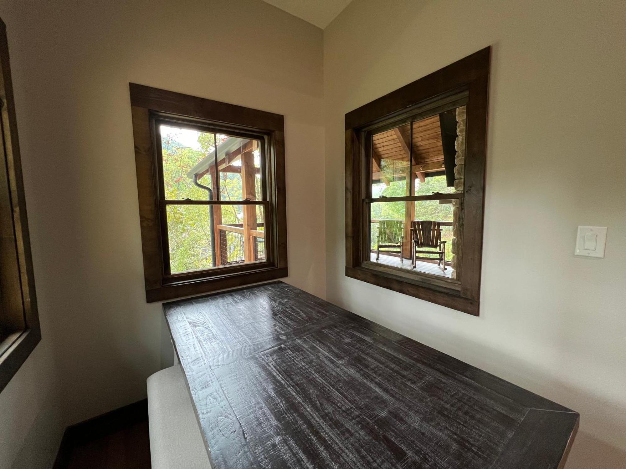 Beary Playful A Highend Luxury Nestled In The Heart Of Downtown *