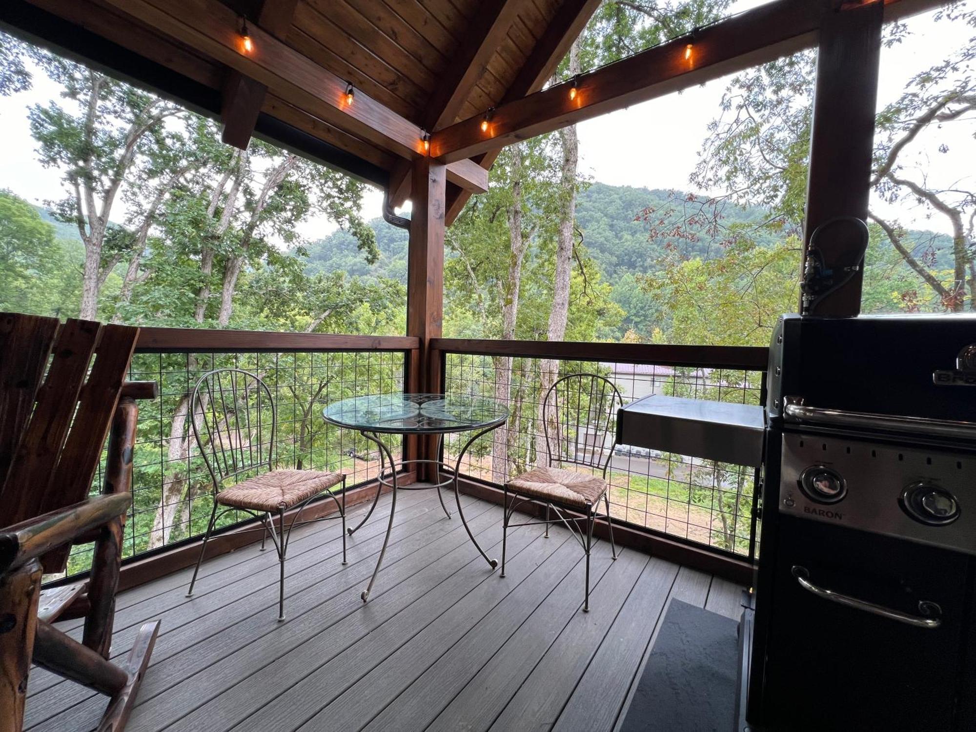 Holiday home Beary Playful A Highend Luxury Nestled In The Heart Of Downtown *