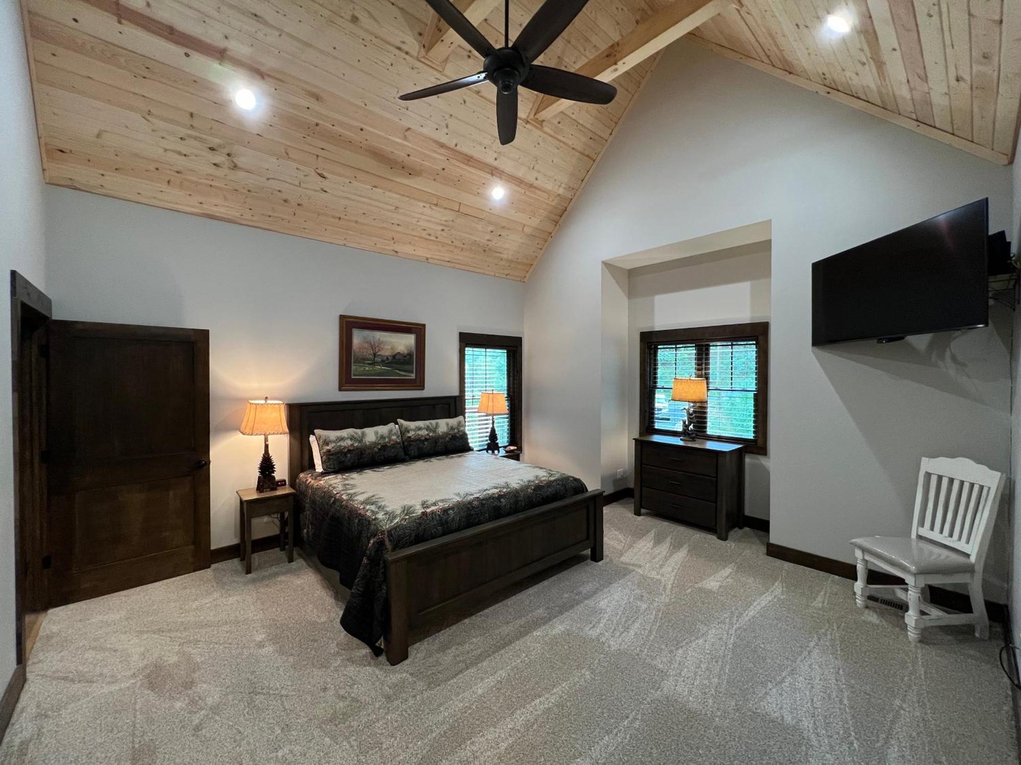 Holiday home Beary Playful A Highend Luxury Nestled In The Heart Of Downtown