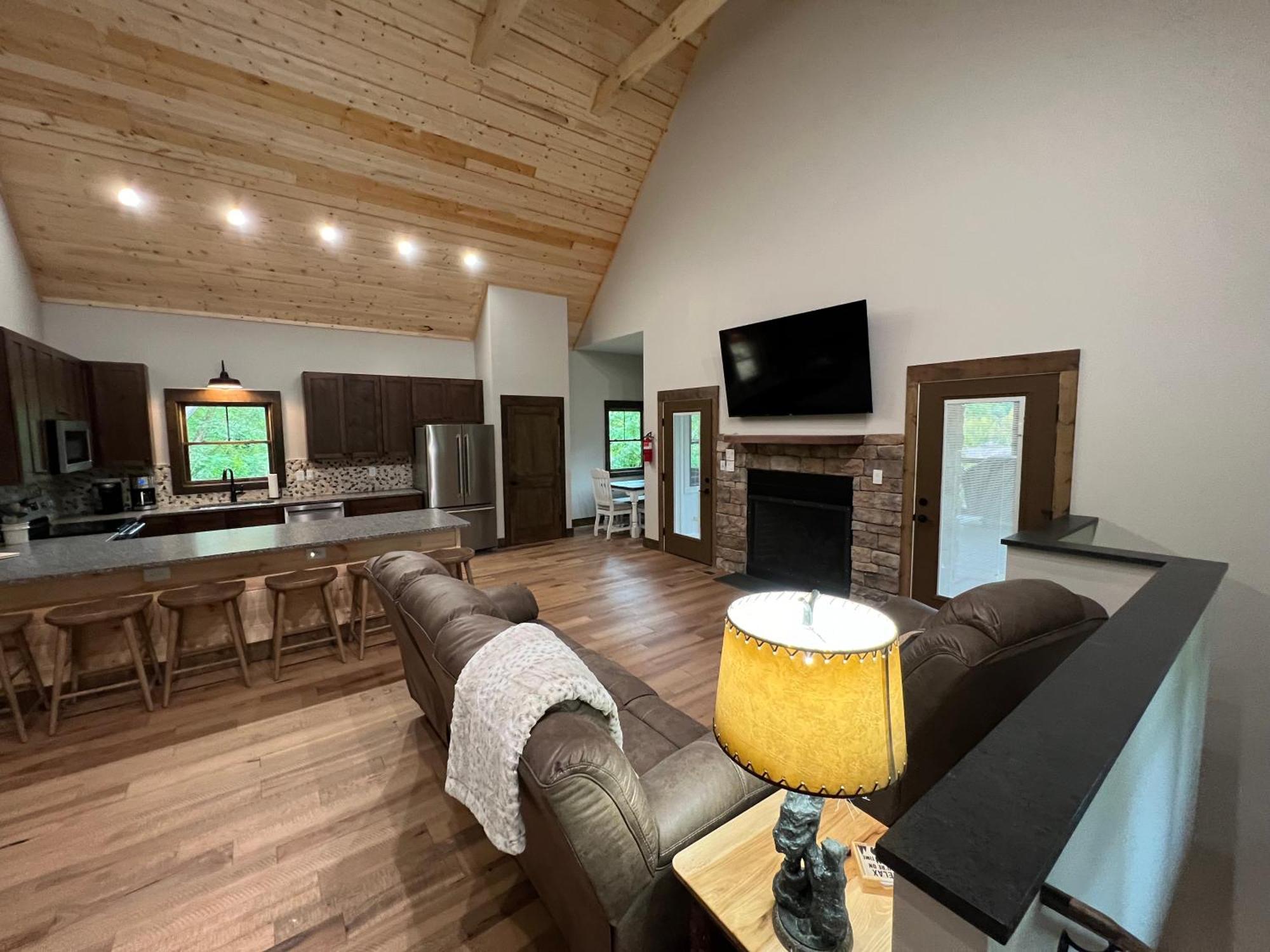 Beary Playful A Highend Luxury Nestled In The Heart Of Downtown Gatlinburg
