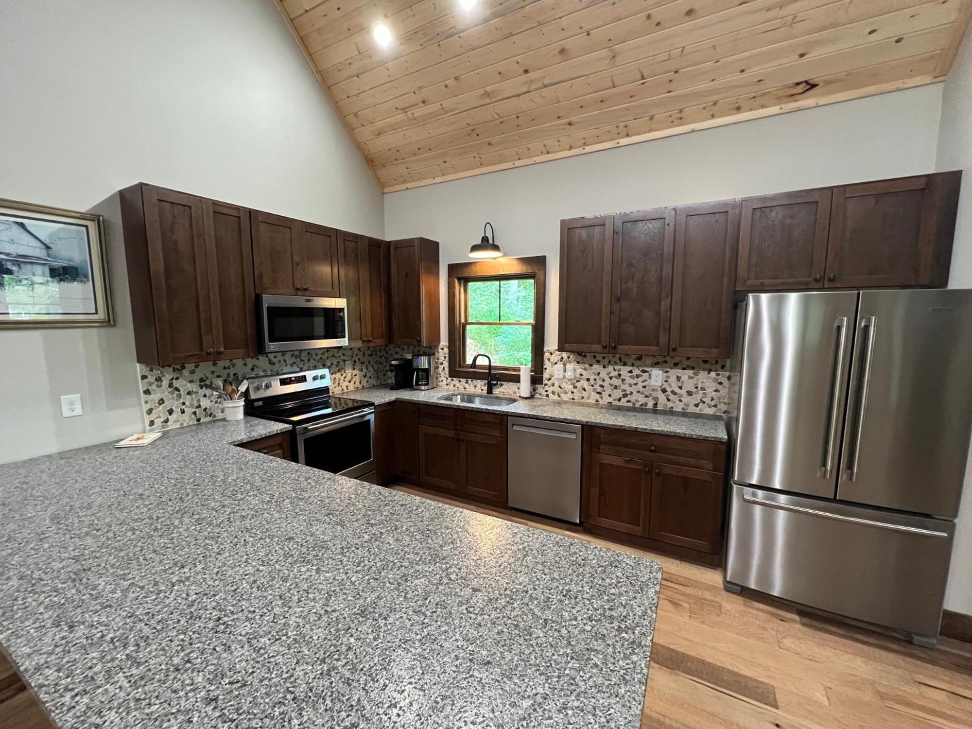 Beary Playful A Highend Luxury Nestled In The Heart Of Downtown *