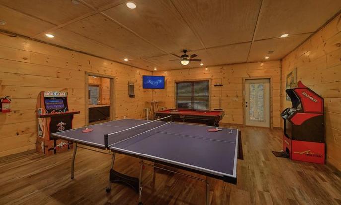 A At The Glades 12 Bedroom Private Indoor Pool Hot Tubs Game And Theater