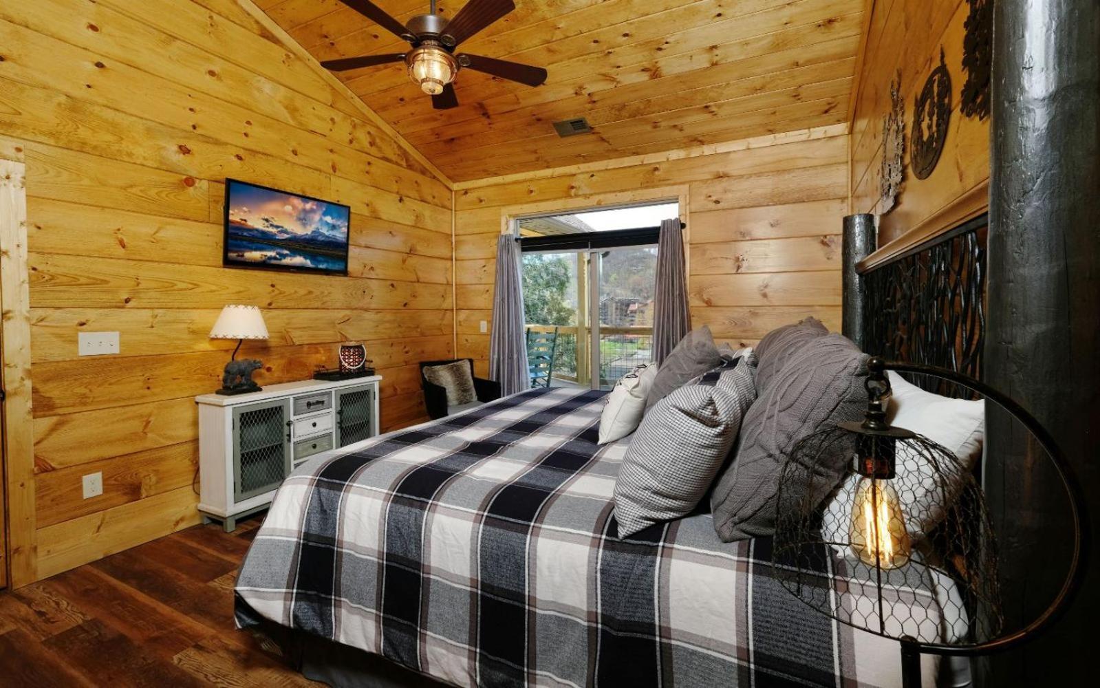 Holly Ridge Hideaway * Gatlinburg