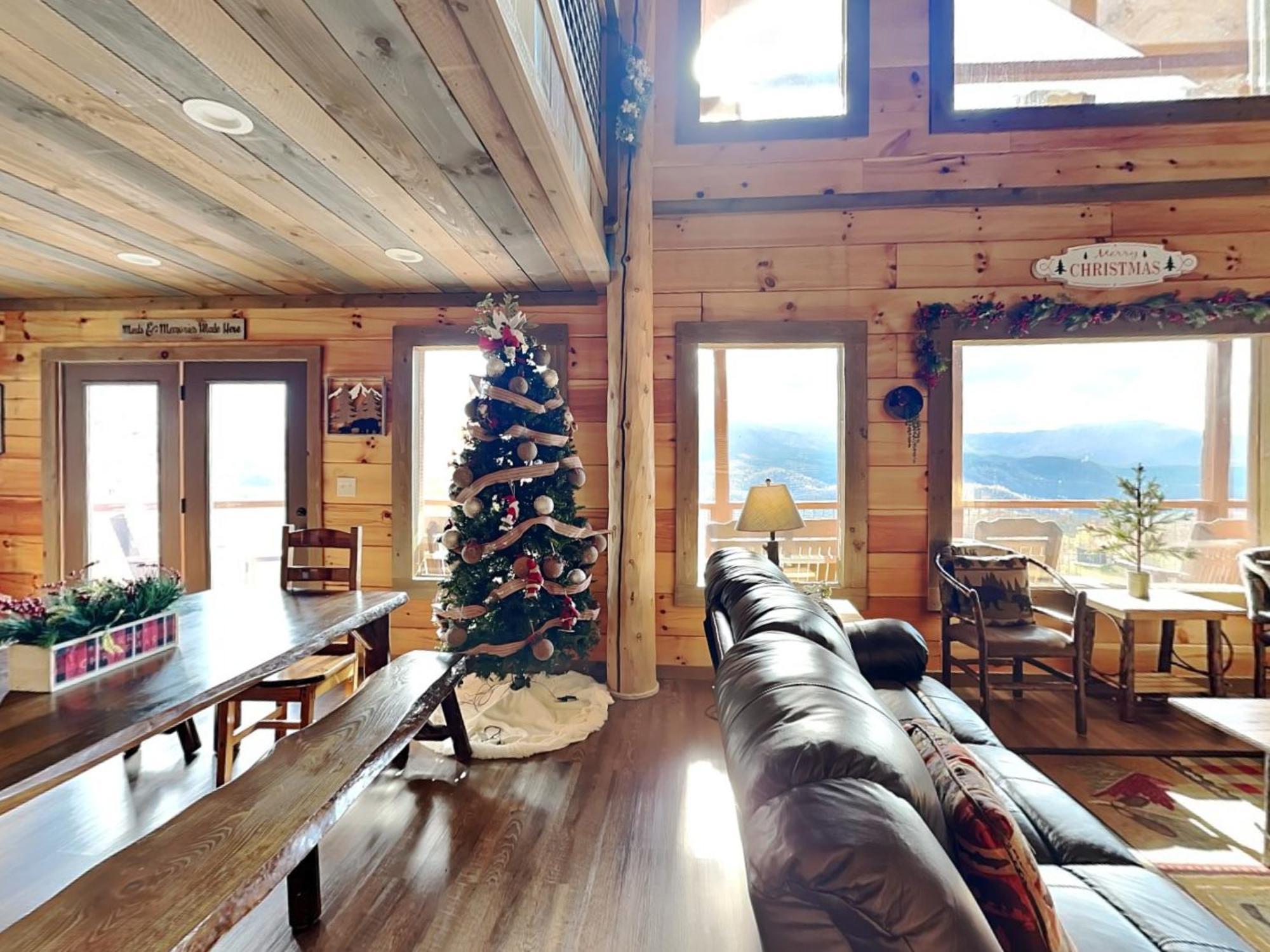 Great Smoky Holiday home *