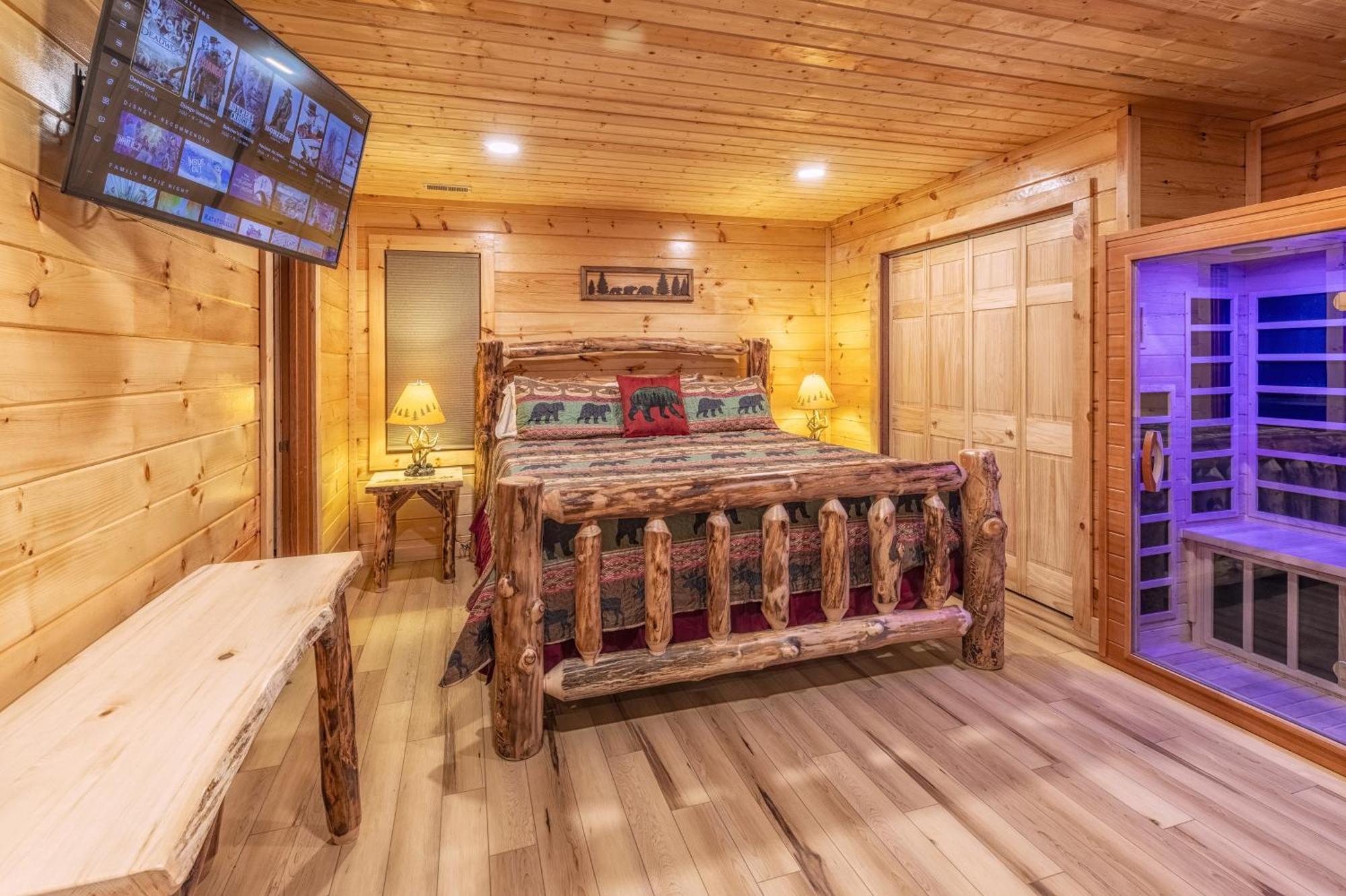 Holiday home Real Log With Amazing Views, Hot Tub, Sauna, Games