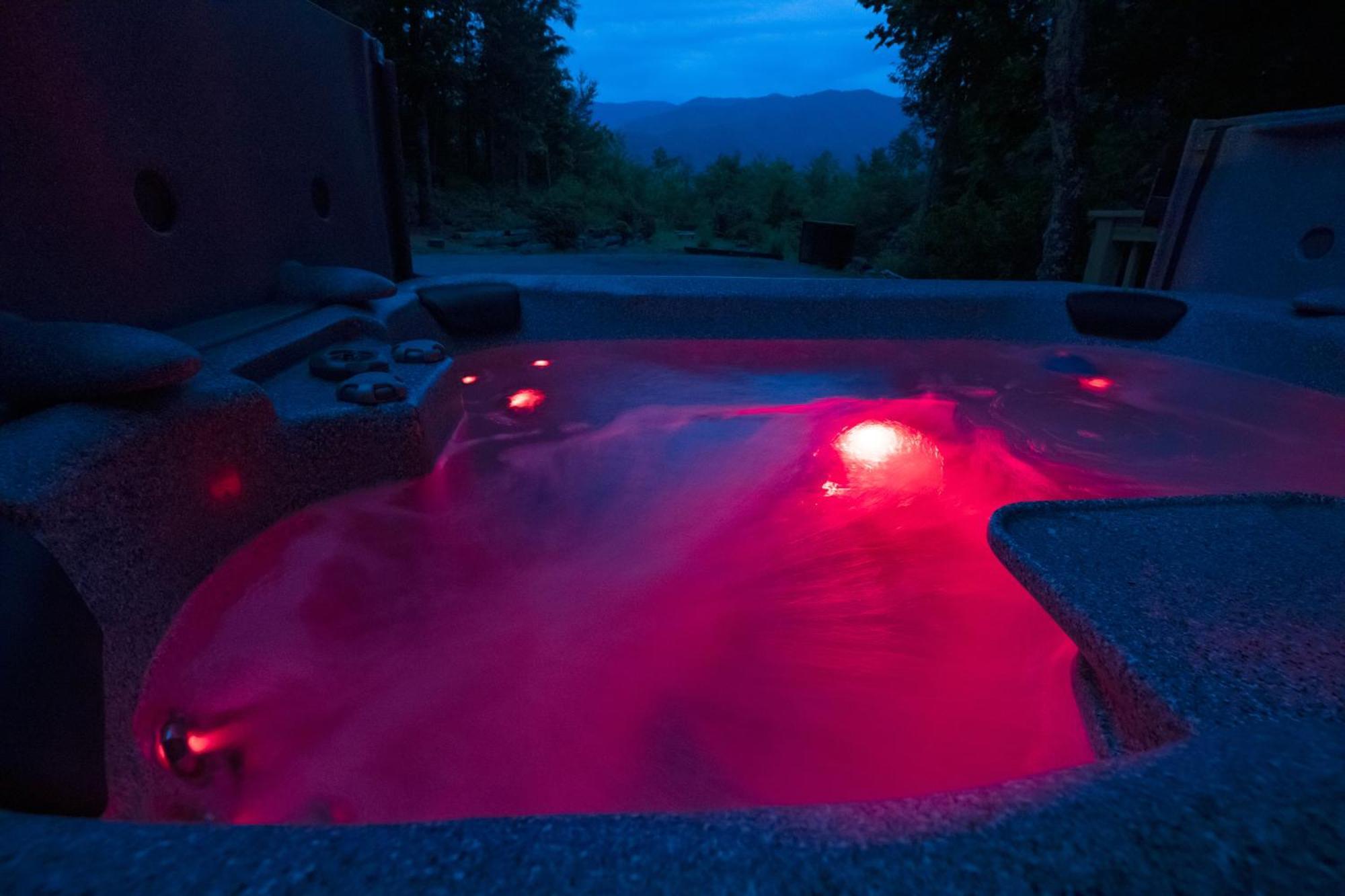 Holiday home Real Log With Amazing Views, Hot Tub, Sauna, Games