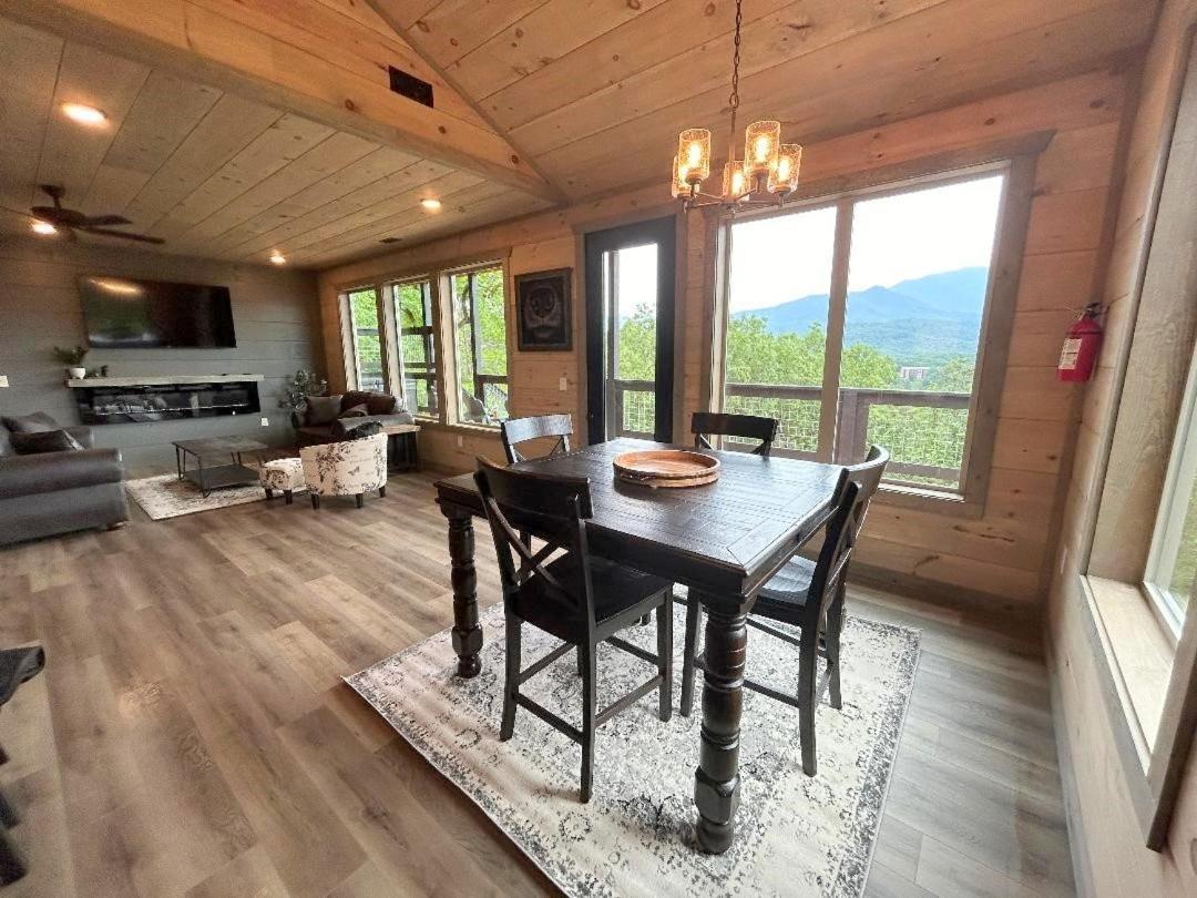 Holiday home A Leconte Sunrise View Gatlinburg