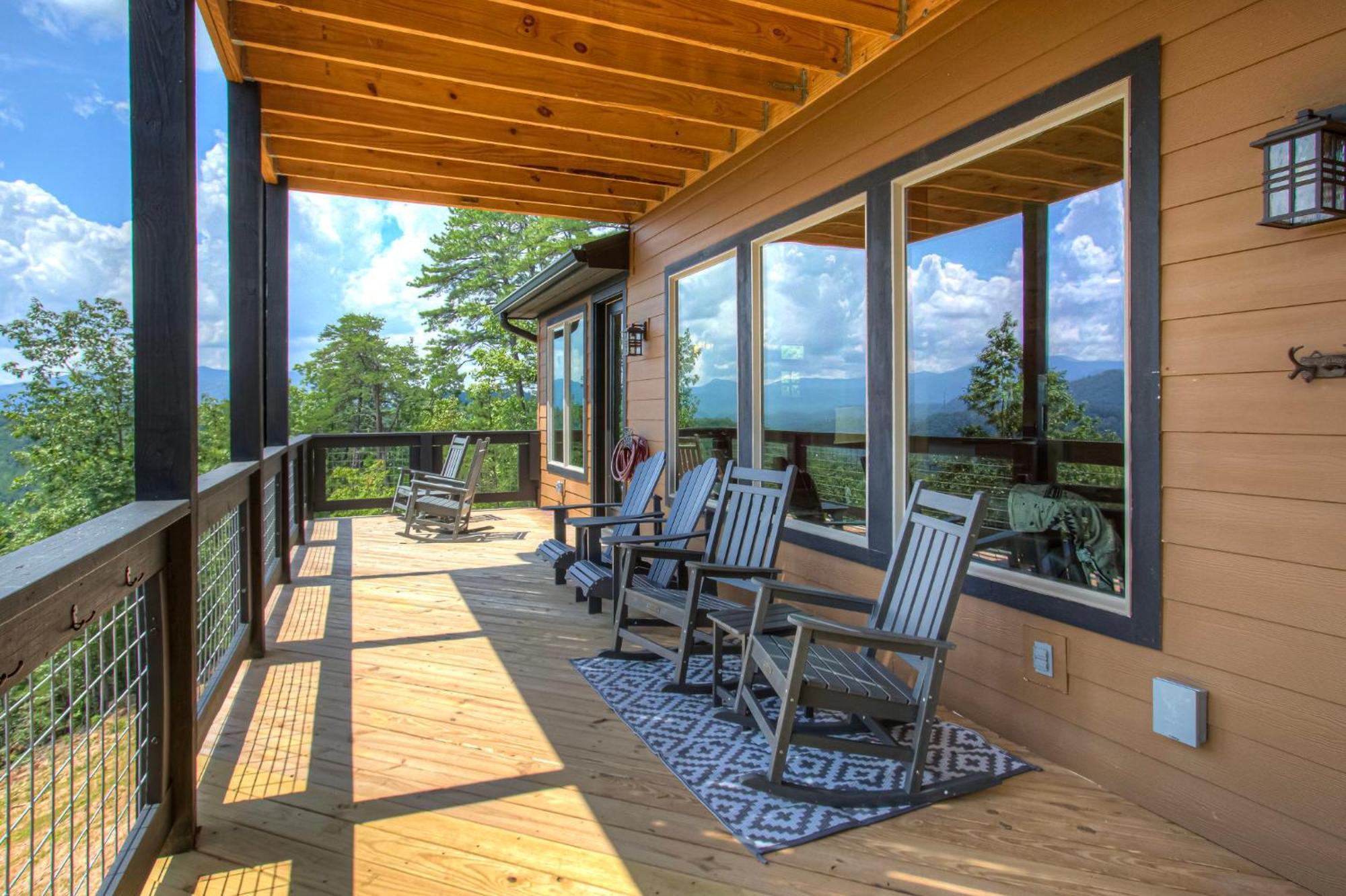 A Leconte Sunrise View Holiday home