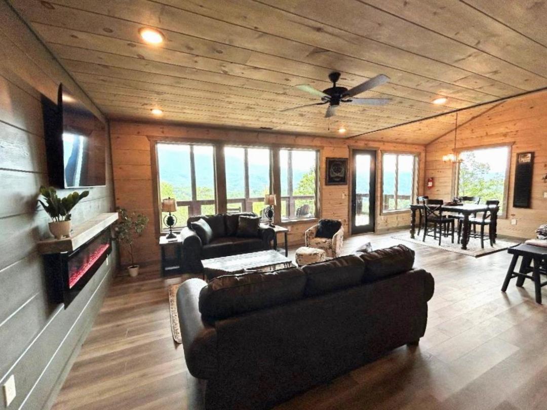 A Leconte Sunrise View *