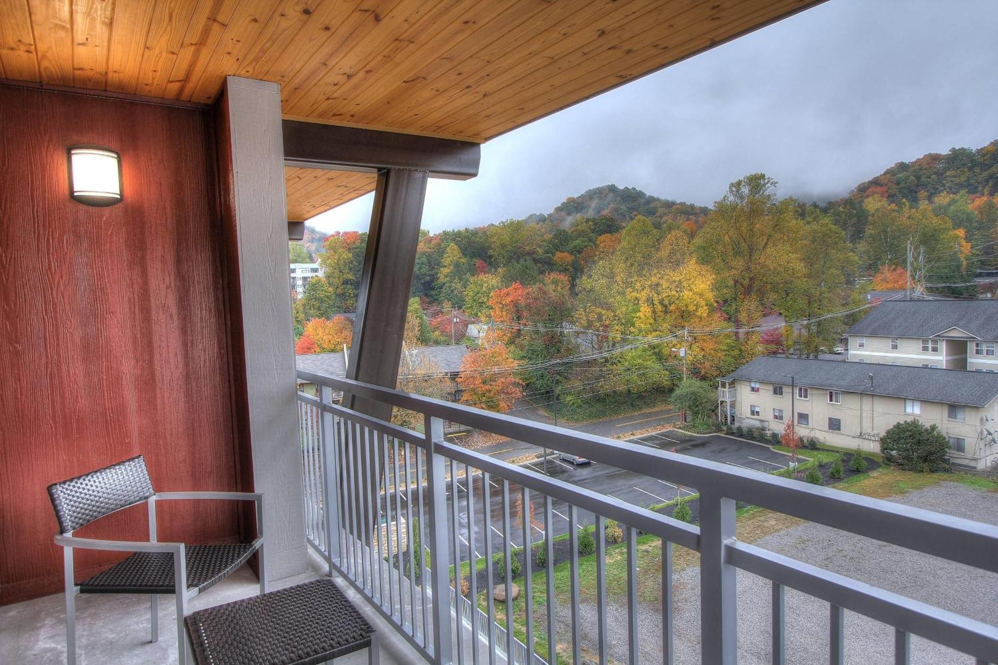 Courtyard By Marriott Downtown Hotel Gatlinburg