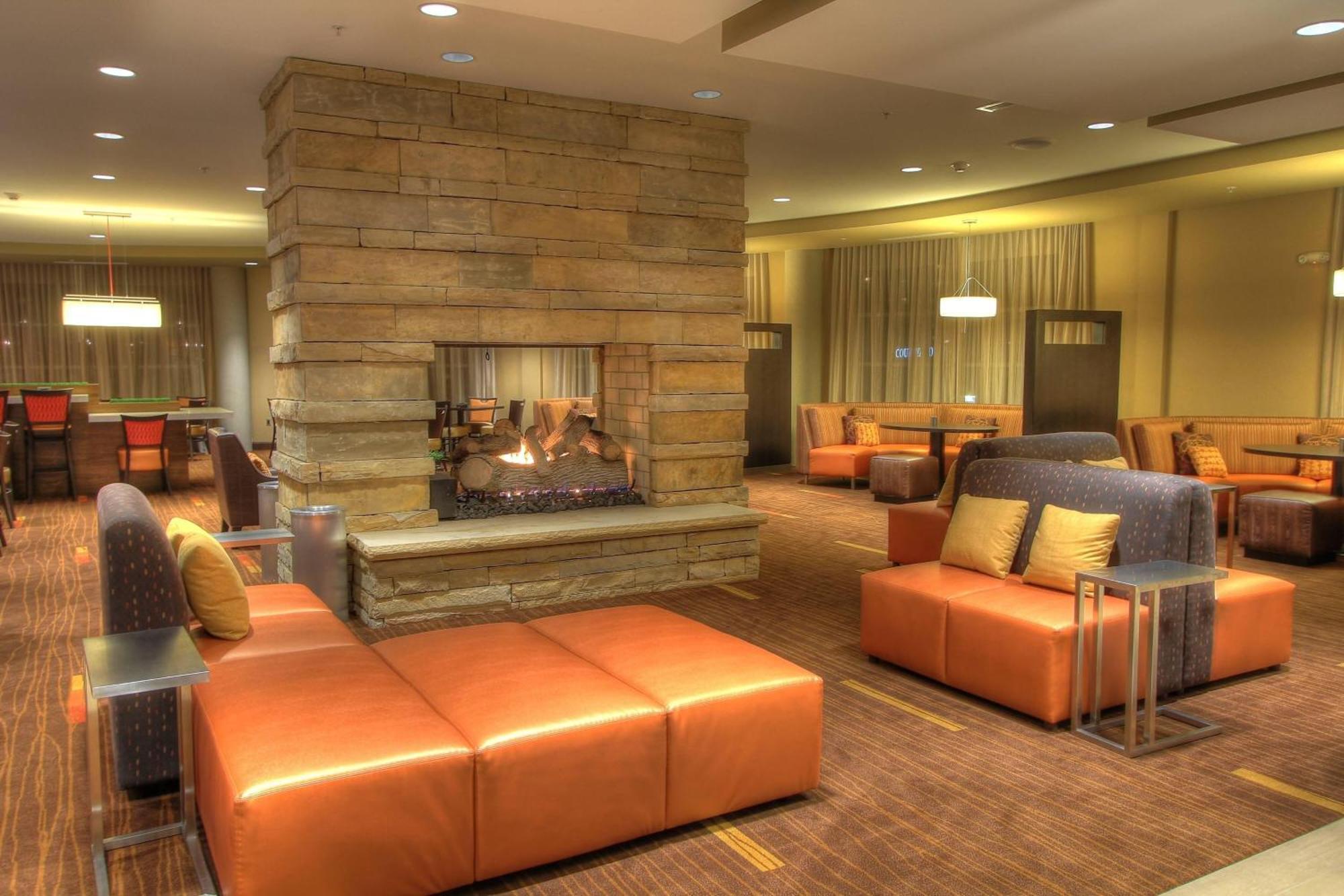Hotel Courtyard By Marriott Downtown