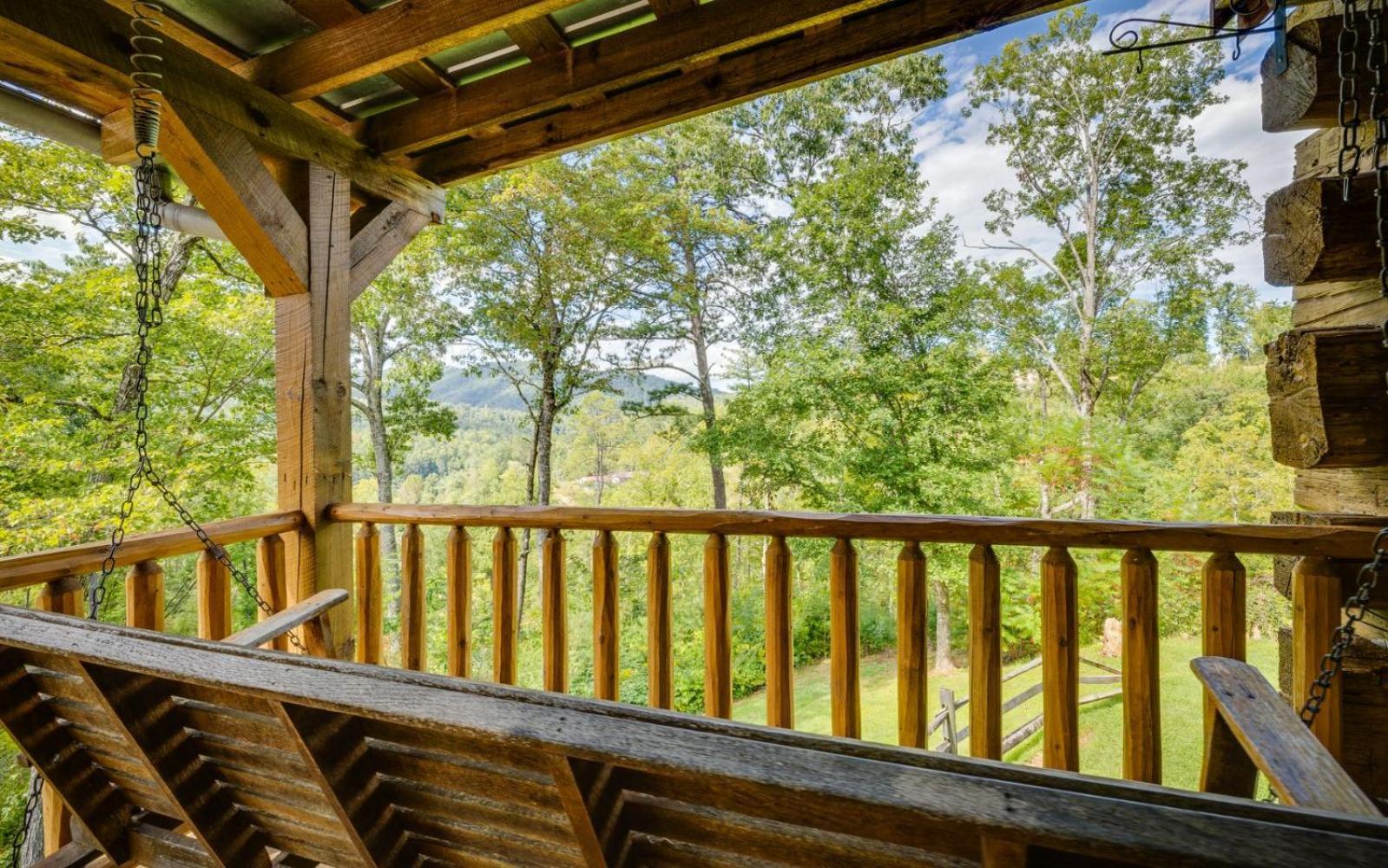 Hand Hewn Hideaway Gatlinburg
