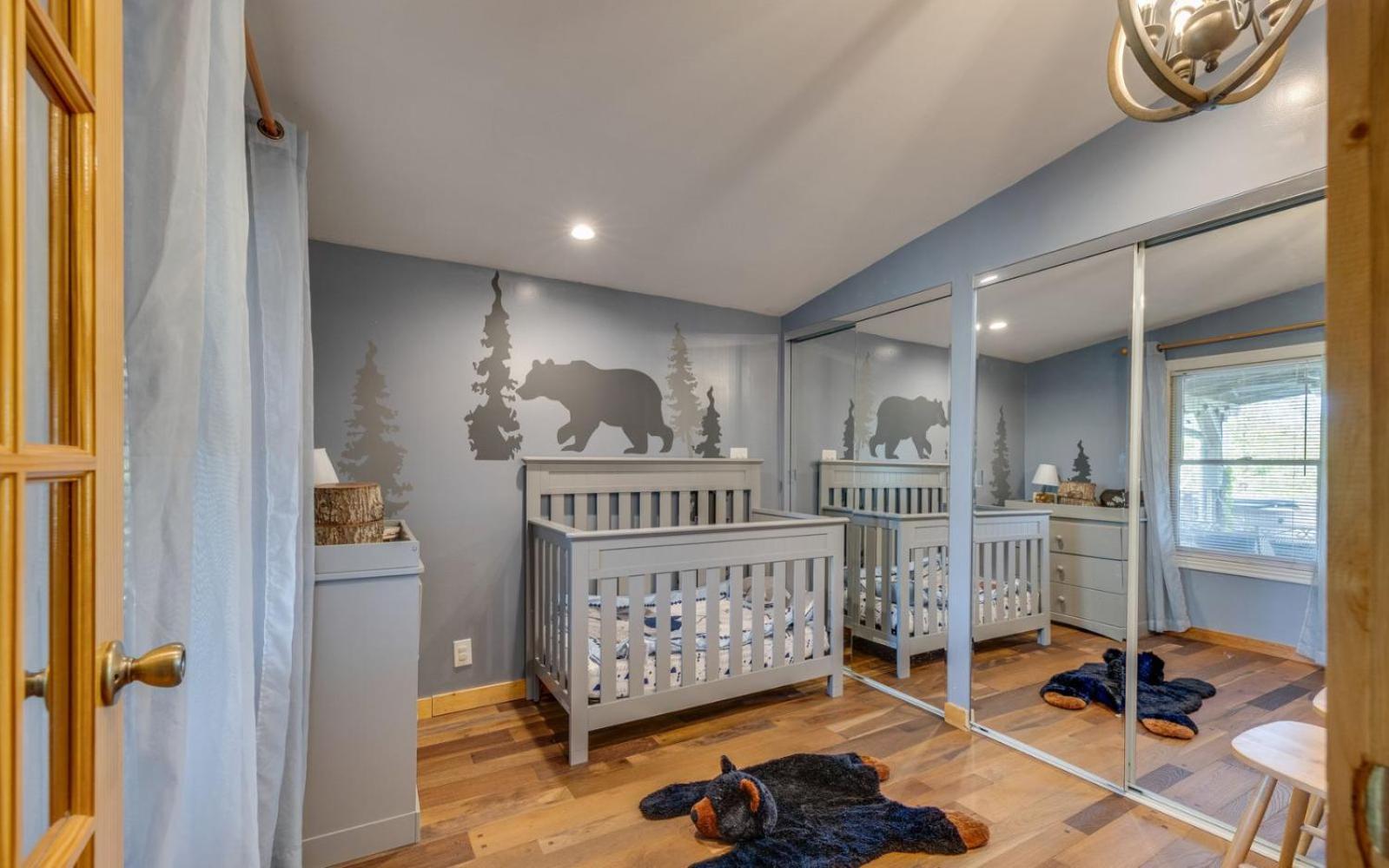 Villa Hand Hewn Hideaway Gatlinburg