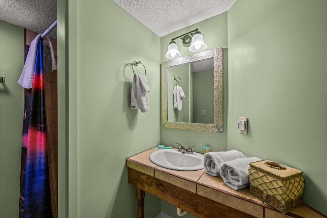 Chalet Smoky Mountain With Swim Spa- Theater- Pool Table- Pet Friendly *