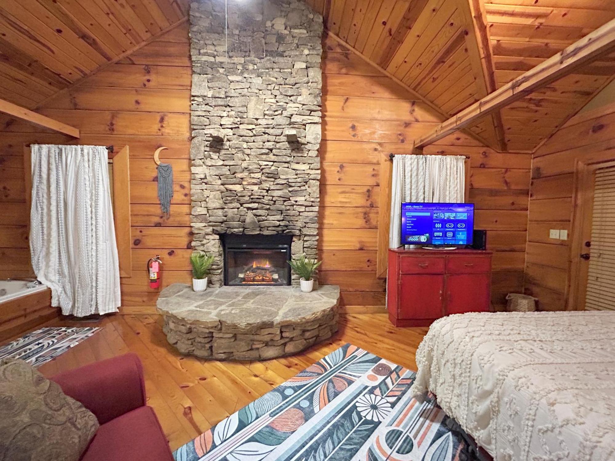 Holiday home Honeymoon Hideaway