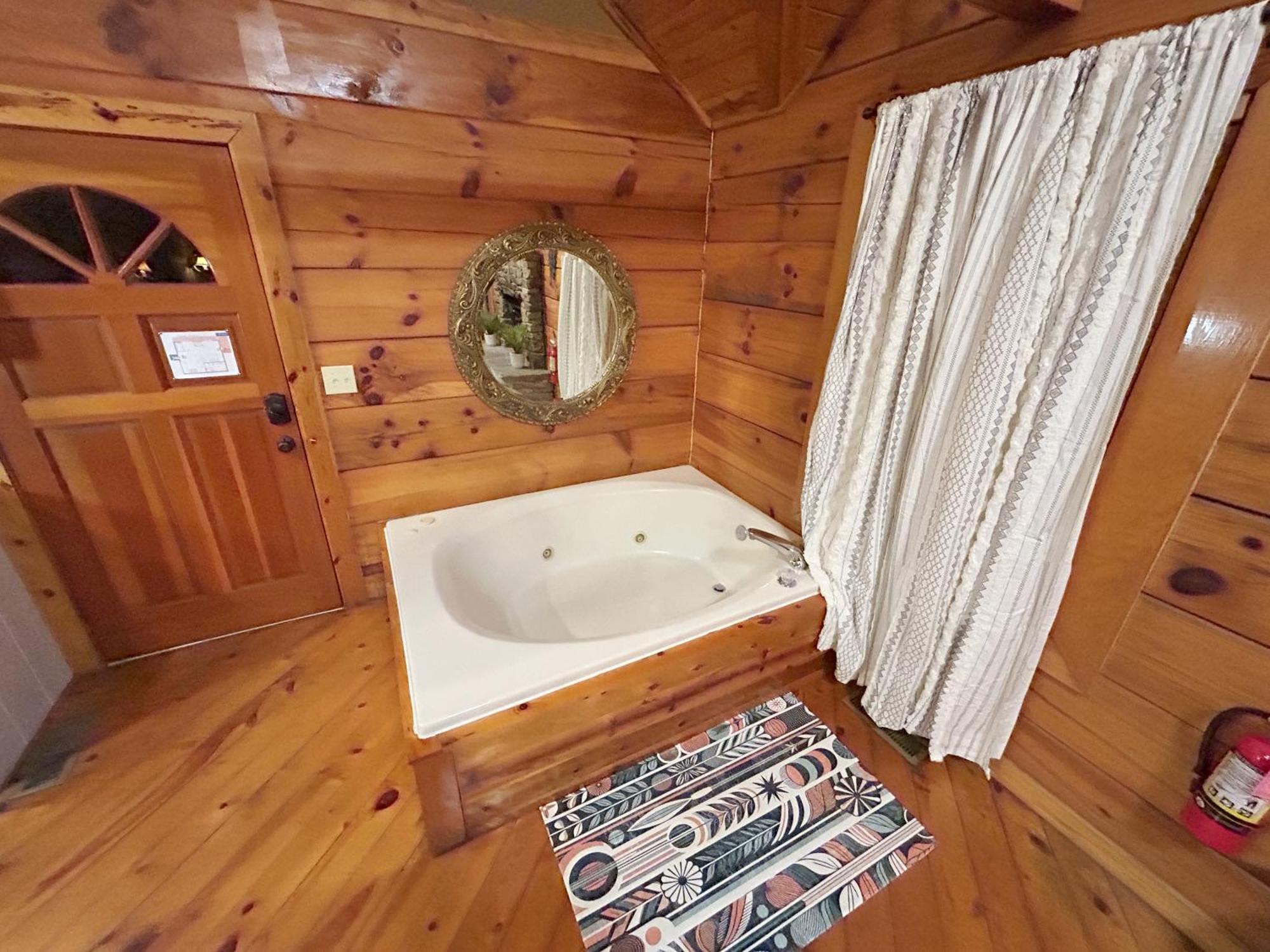 Holiday home Honeymoon Hideaway *