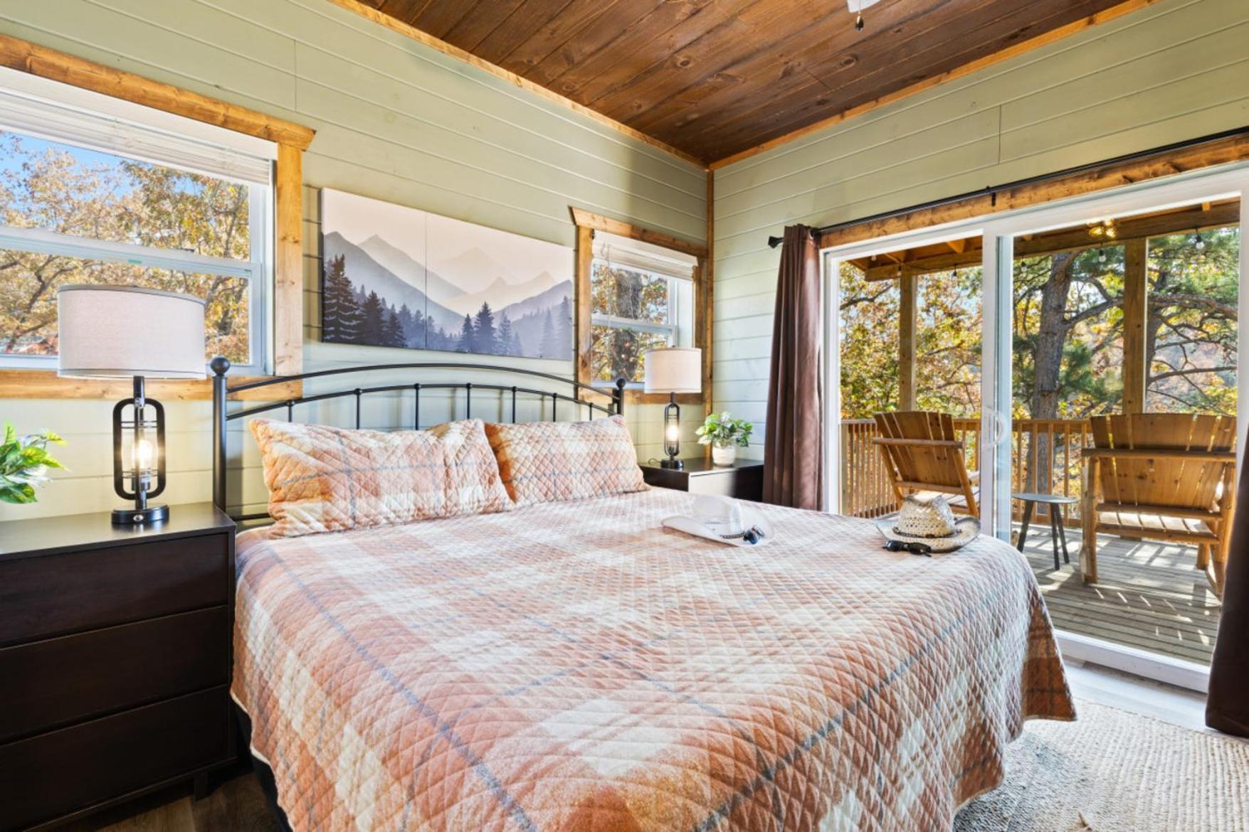 Luxe Mountain Pool Escape By Ghosal Luxury * Gatlinburg