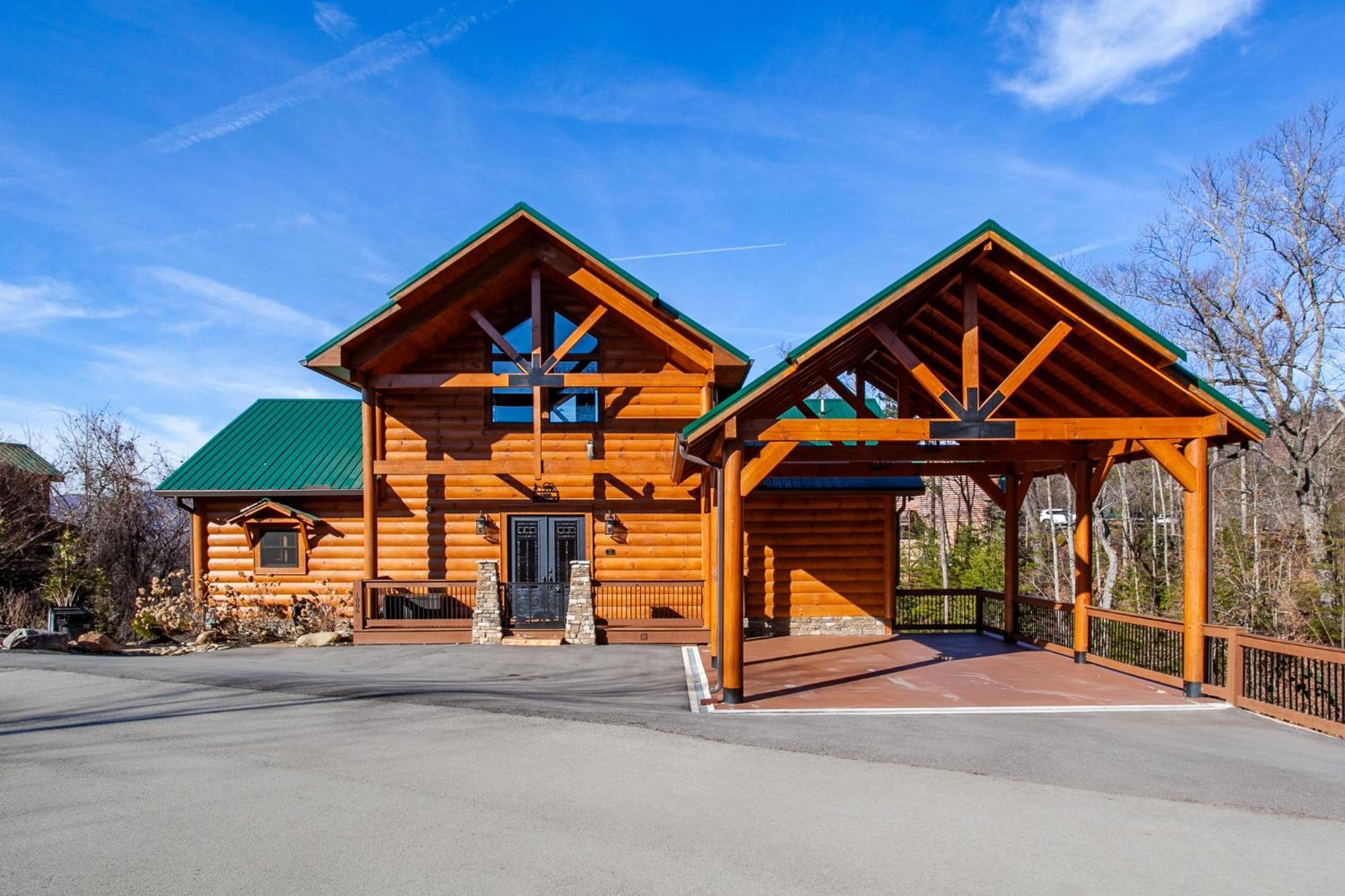 Majesty With Mtn View, Hot Tub And Game * Gatlinburg