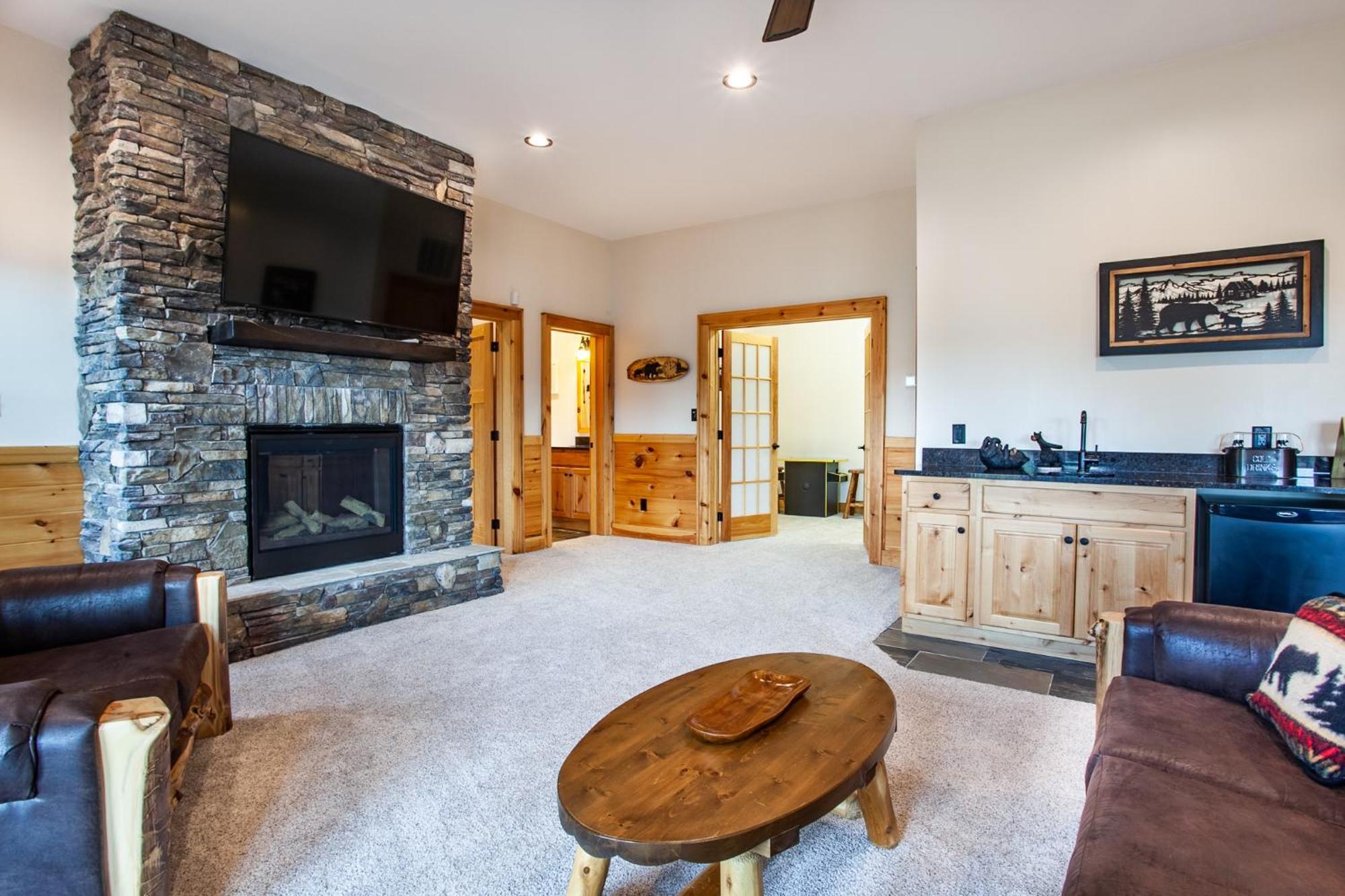 Majesty With Mtn View, Hot Tub And Game Holiday home Gatlinburg